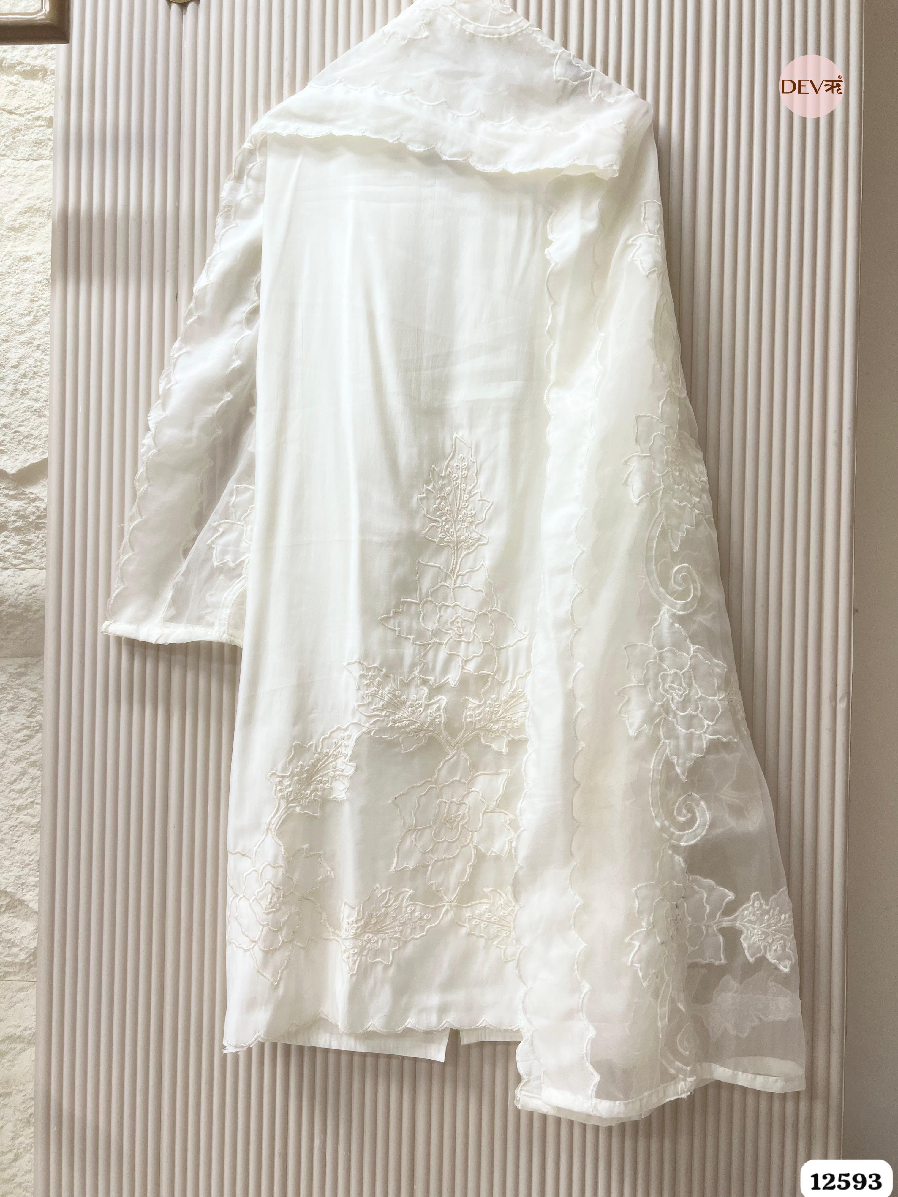 White Modal Silk Embroidered Unstitched 3-Piece Suit (Devri – D.No 12593)