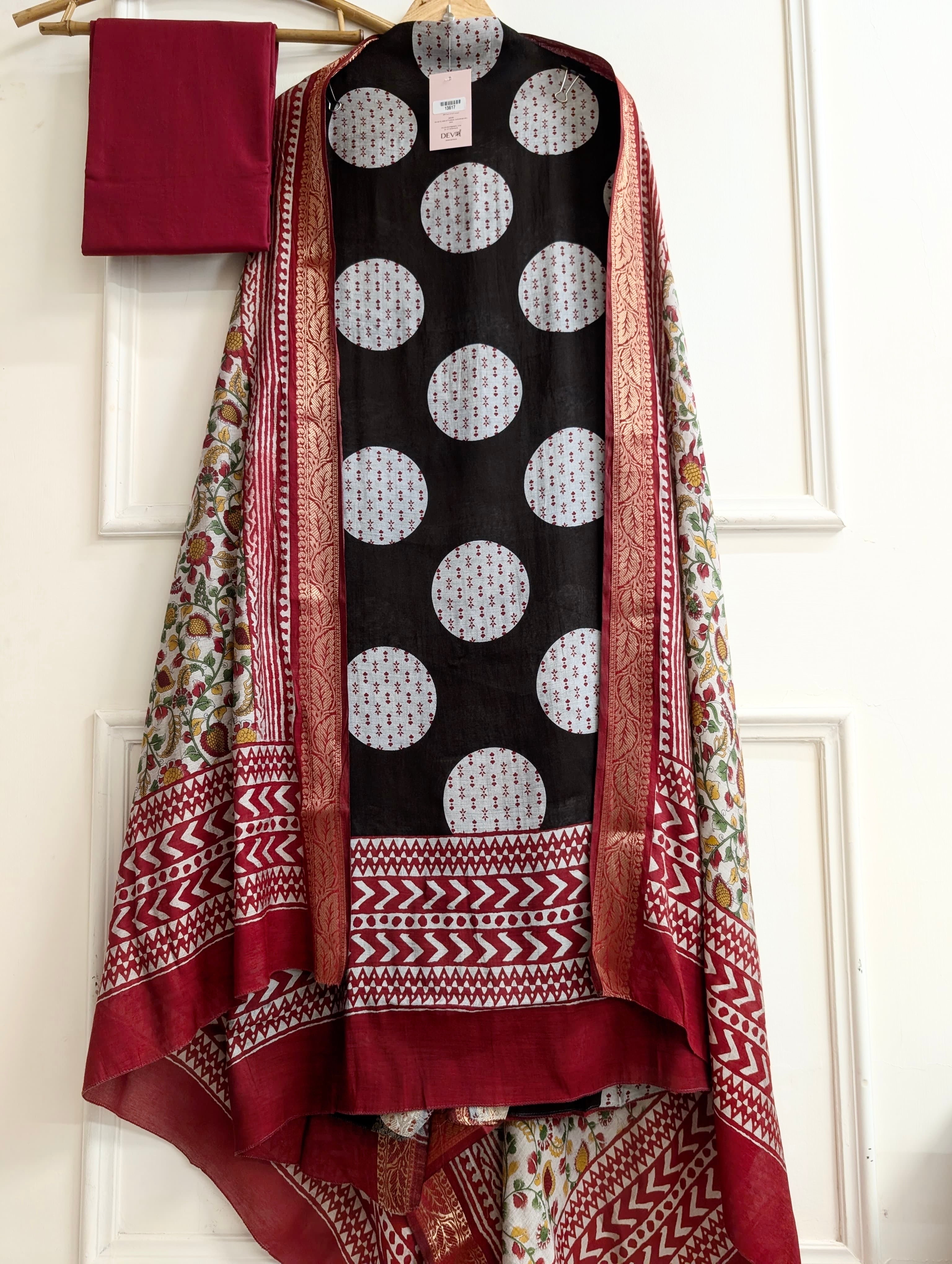 Black Maheshwari Silk Printed Unstitched 3-Piece Suit (Devri – D.No 13617)
