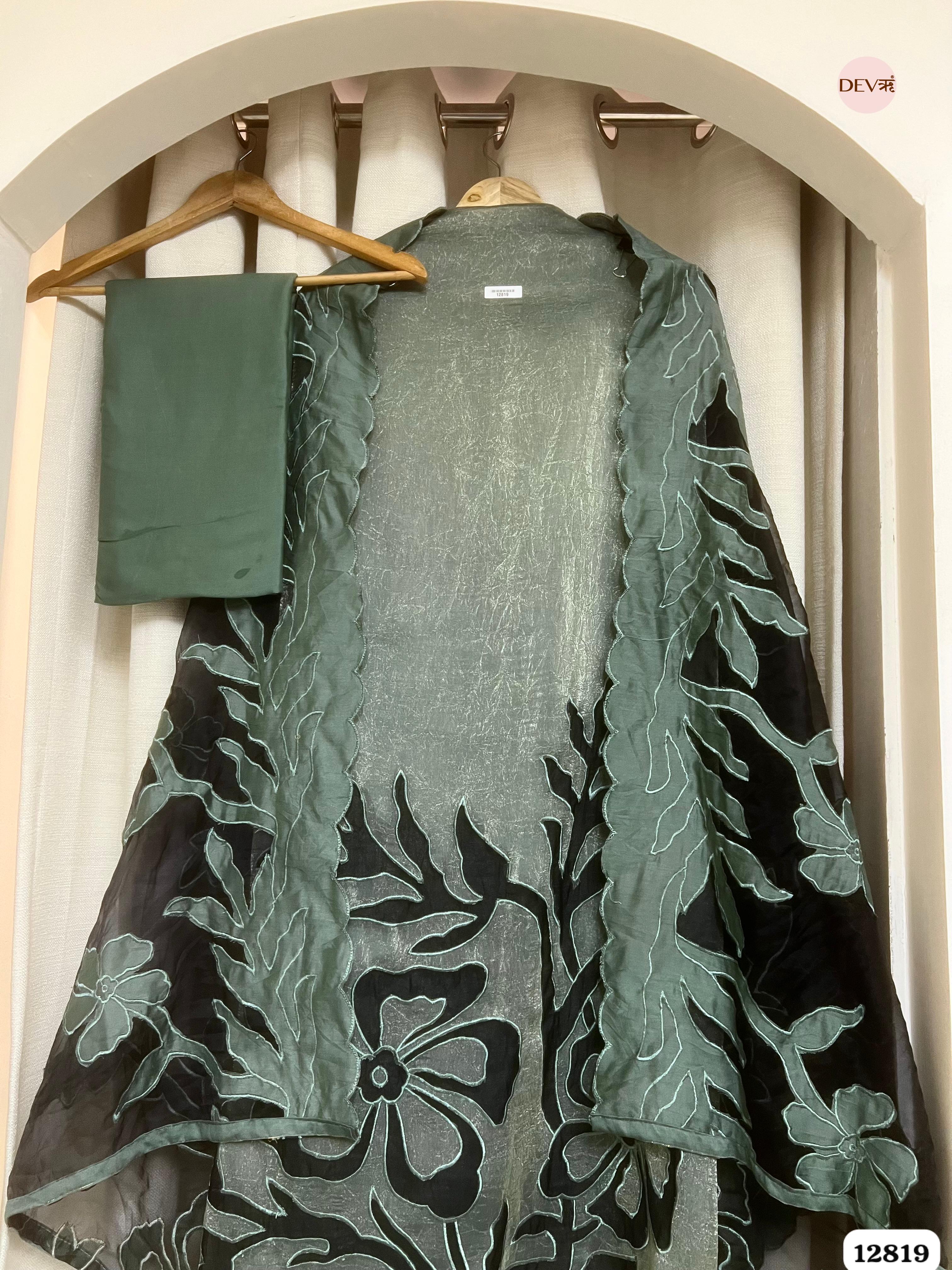 Green Crush Tissue Silk Embroidered Unstitched 3-Piece Suit (Devri – D.No 12819)