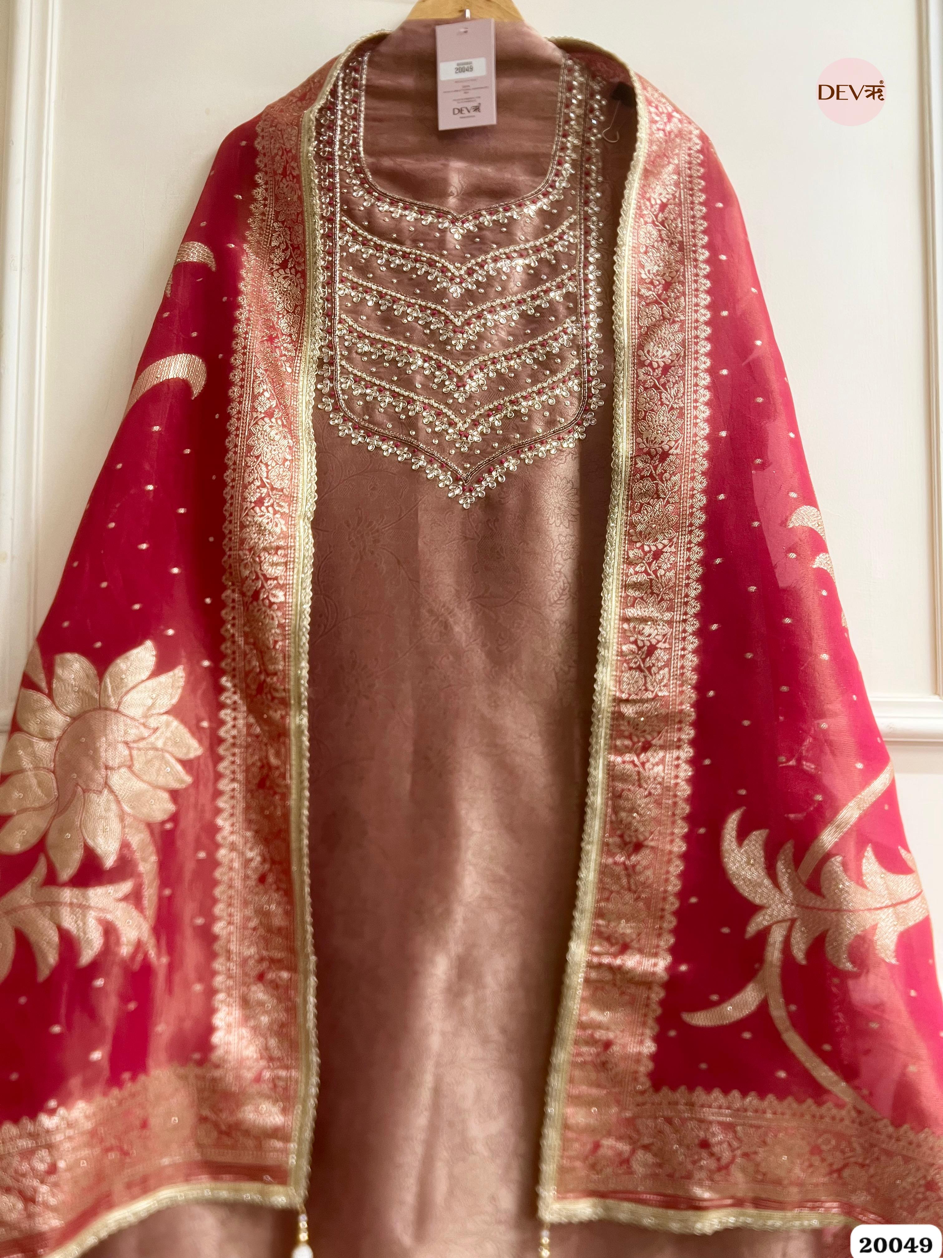 Rosewood Blush Pure Tissue Embroidered Unstitched 3-Piece Suit (Devri – D.No 20049)