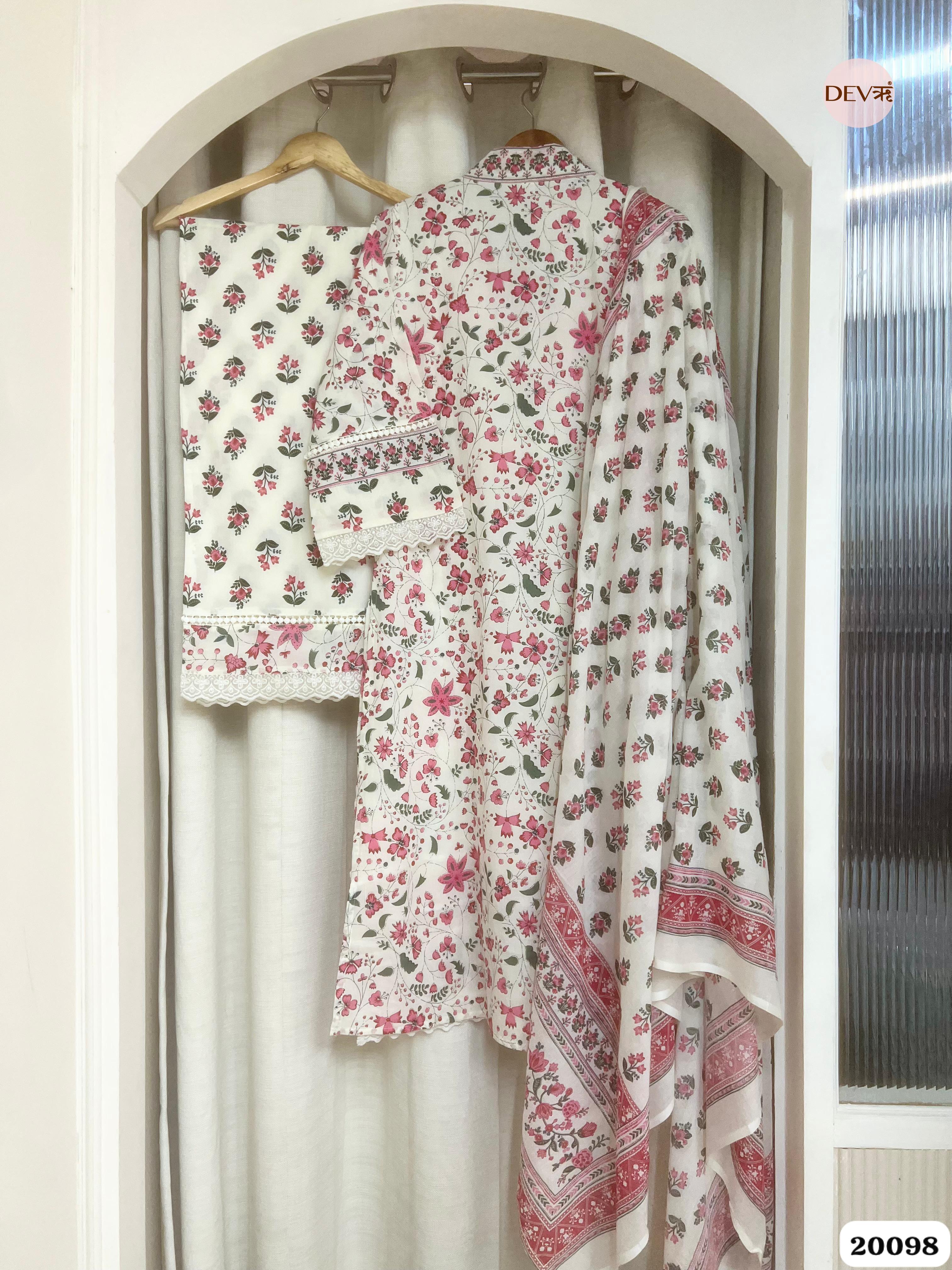 Advika Cotton Printed Ivory 3-Piece Set (Devri – D.No 20098)