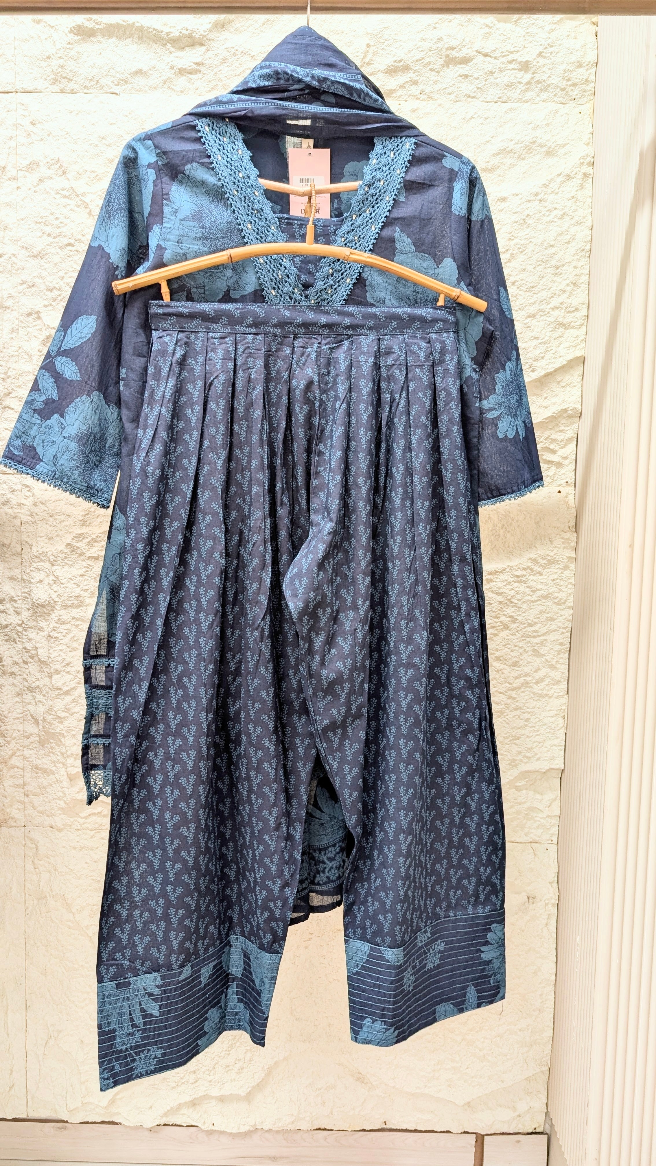 Mehrbano Pure Cotton Printed Navy Blue 3-Piece Set (Devri – D.No 21091)