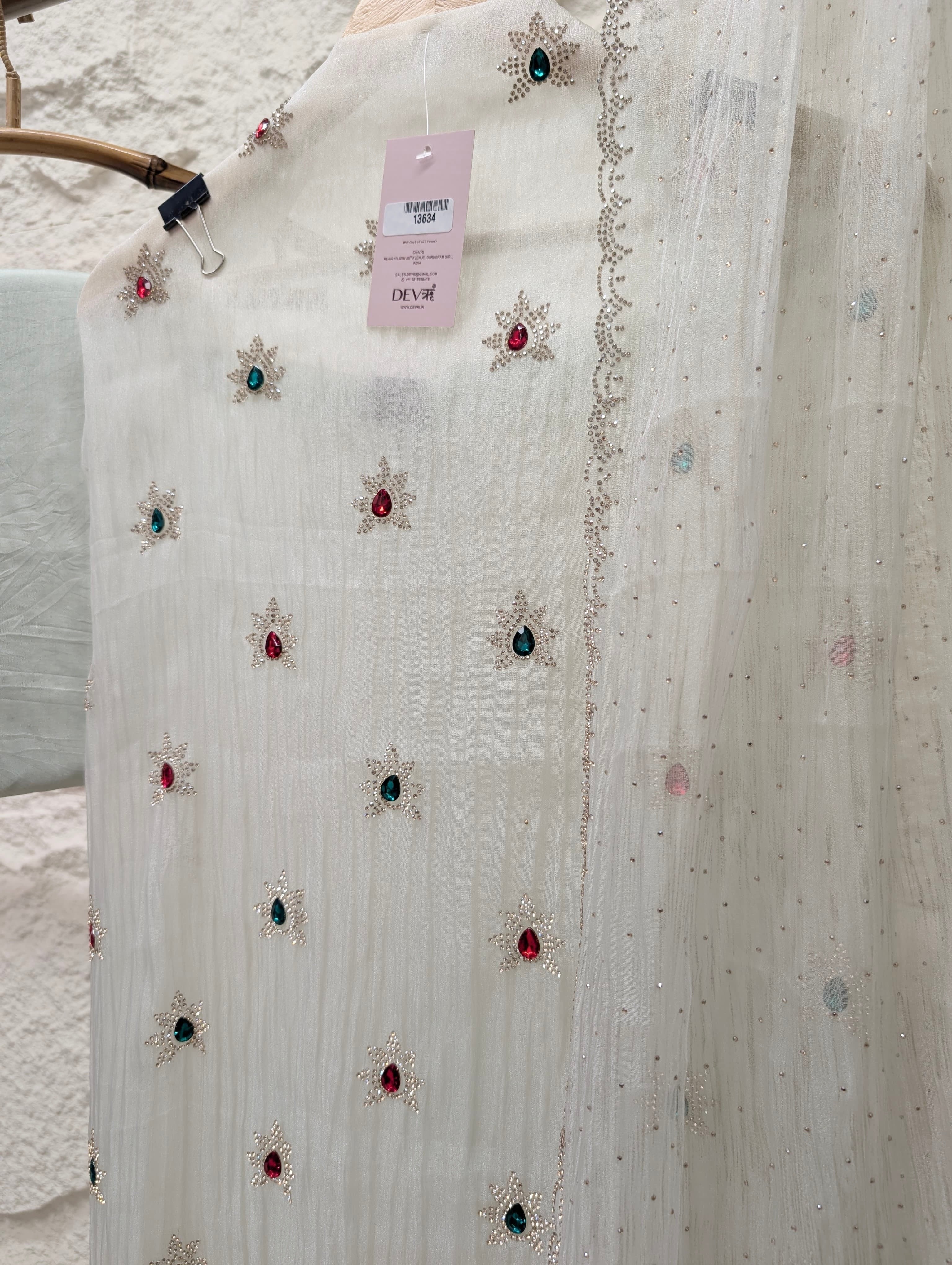 Off White Pure Organza Silk Embroidered Unstitched 3-Piece Suit (Devri – D.No 13634)