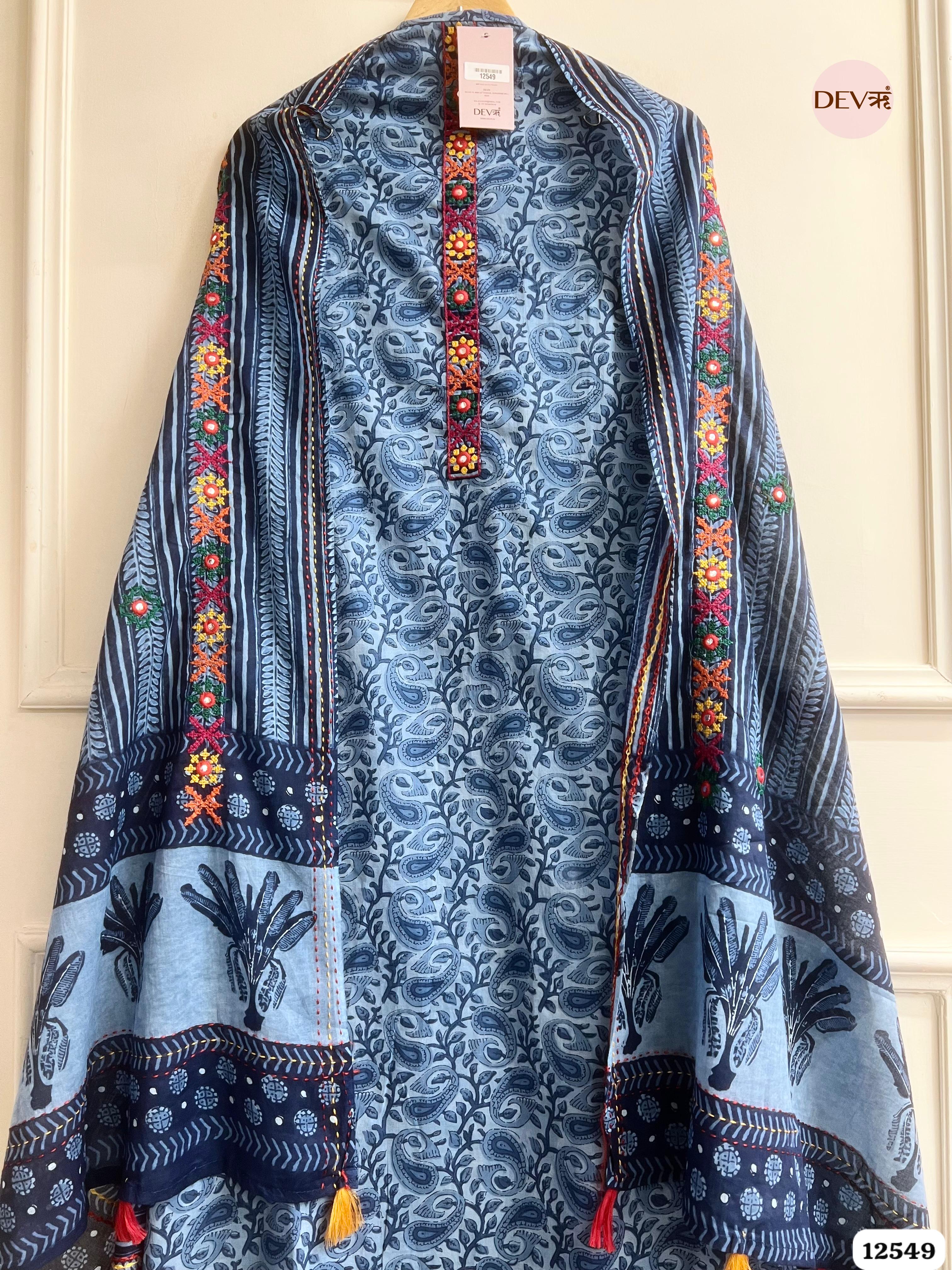 Blue Pure Cotton Printed Unstitched 3-Piece Suit (Devri – D.No 12549)
