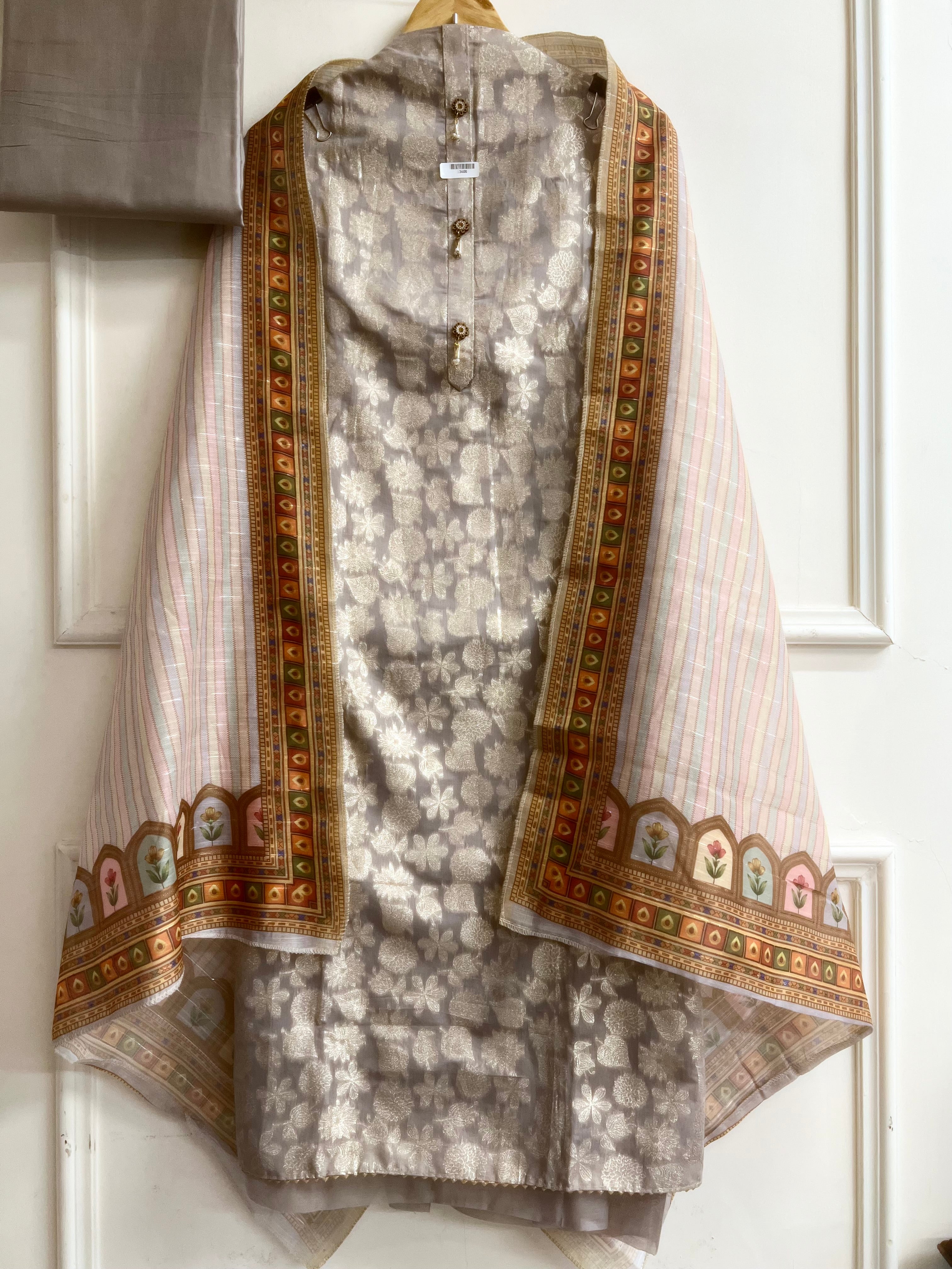 Grey Silk Blend Printed Unstitched 3-Piece Suit (Devri – D.No 13406)