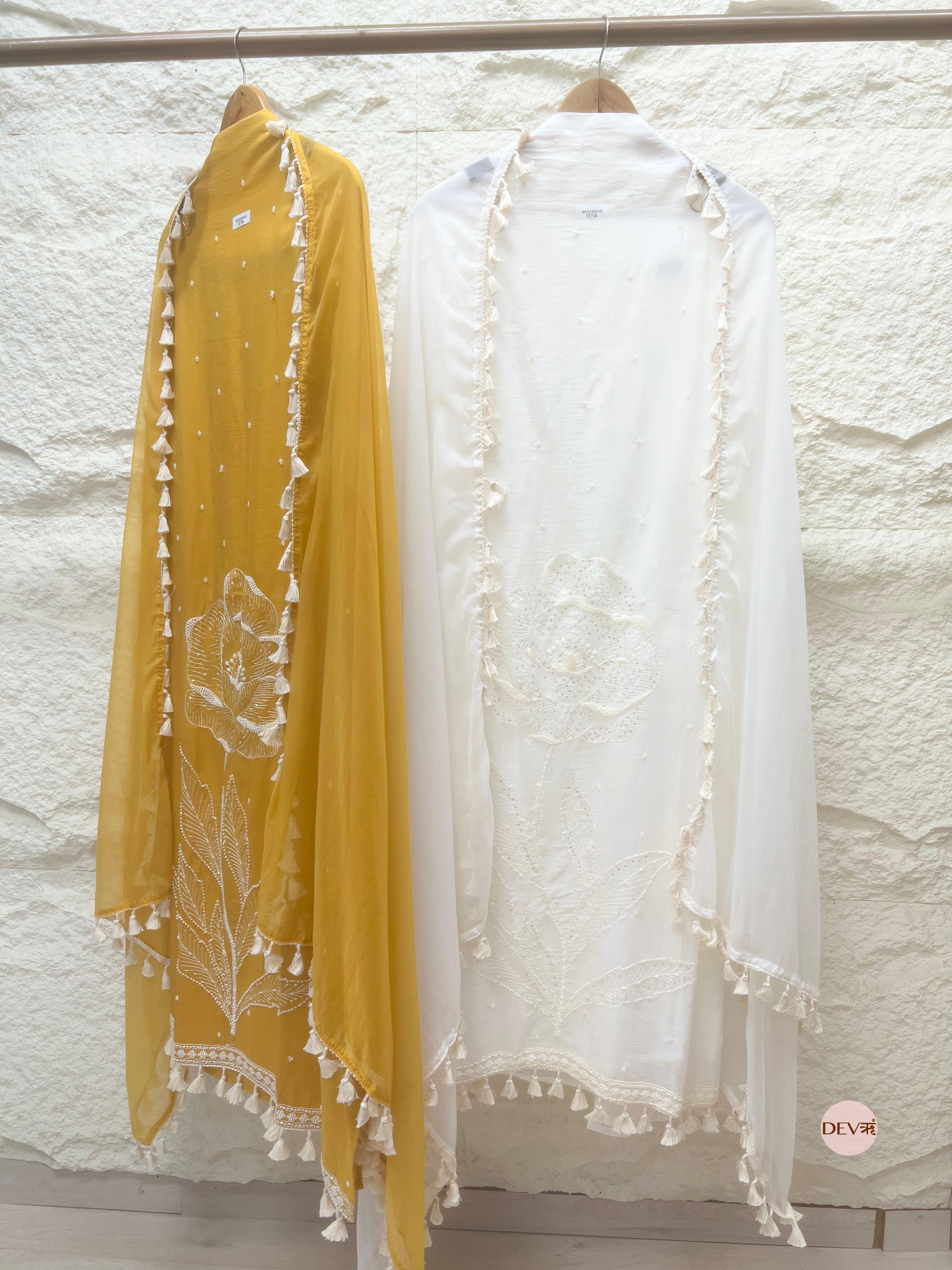 White Mul Cotton Embroidered Unstitched 3-Piece Suit (Devri – D.No 12768)