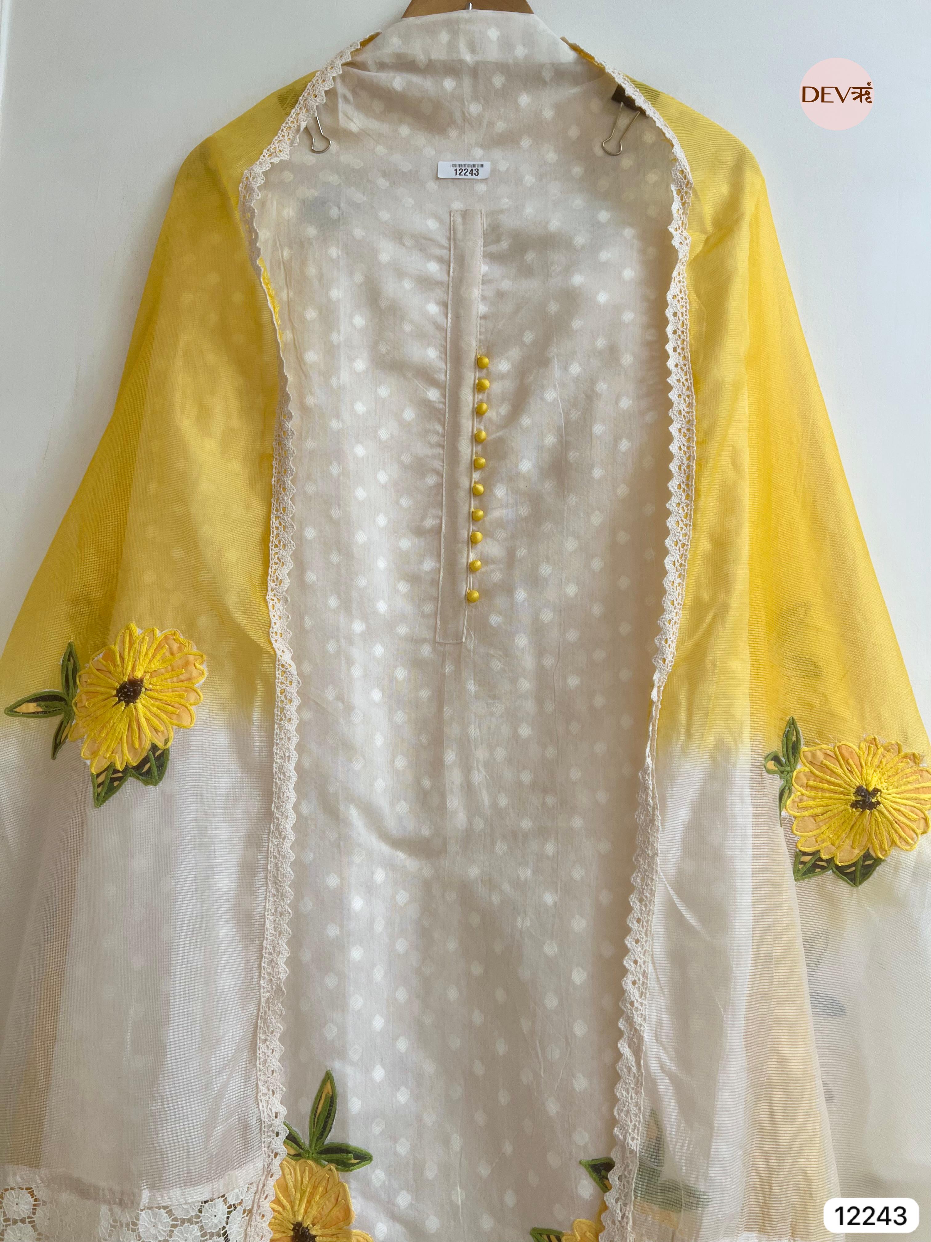 Aarini Mul Chanderi Floral-Embroidered 3-Piece Set (Devri – D.No 12243)