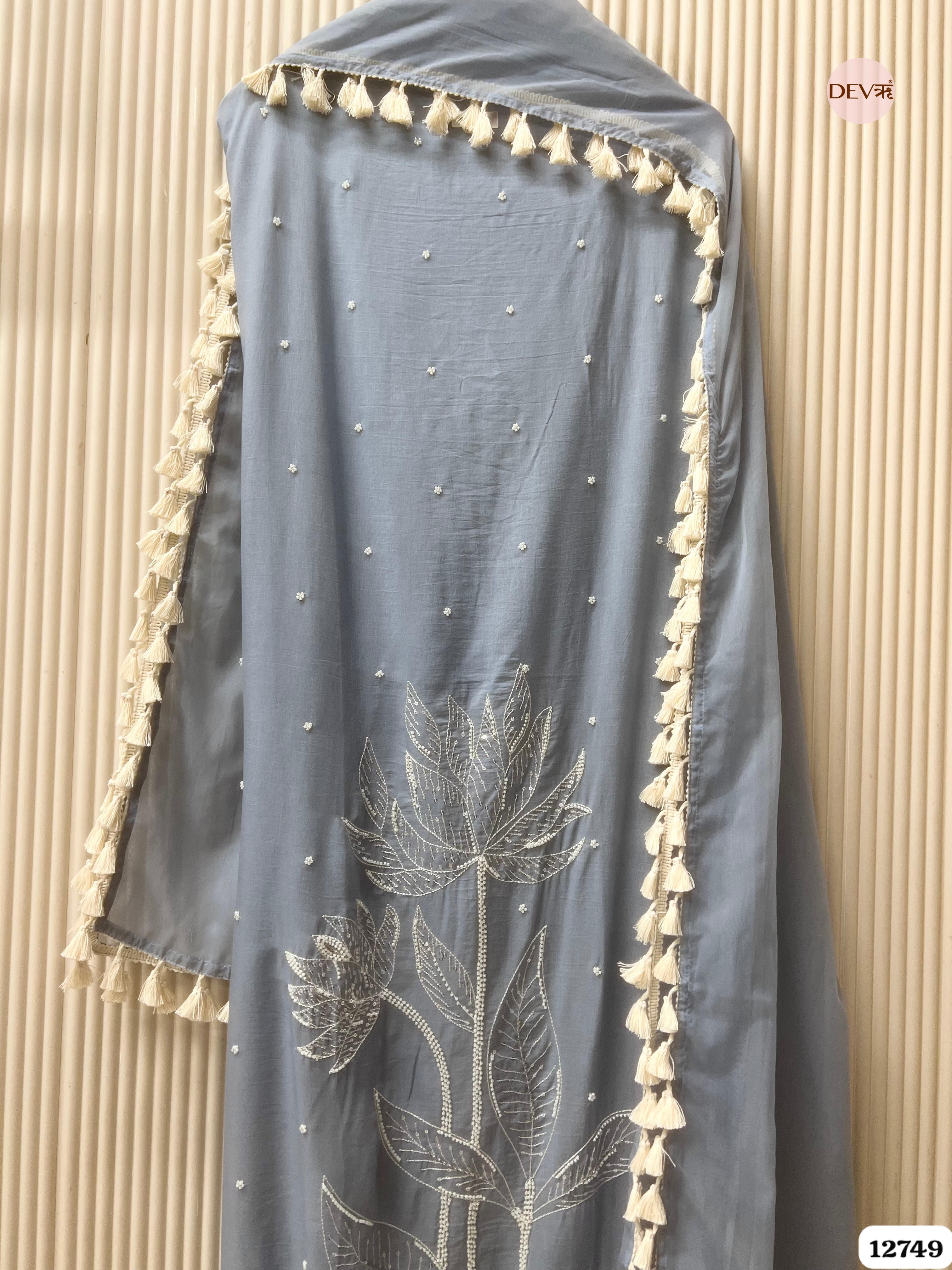 Powder Blue Mul Cotton Embroidered Unstitched 3-Piece Suit (Devri – D.No 12749)