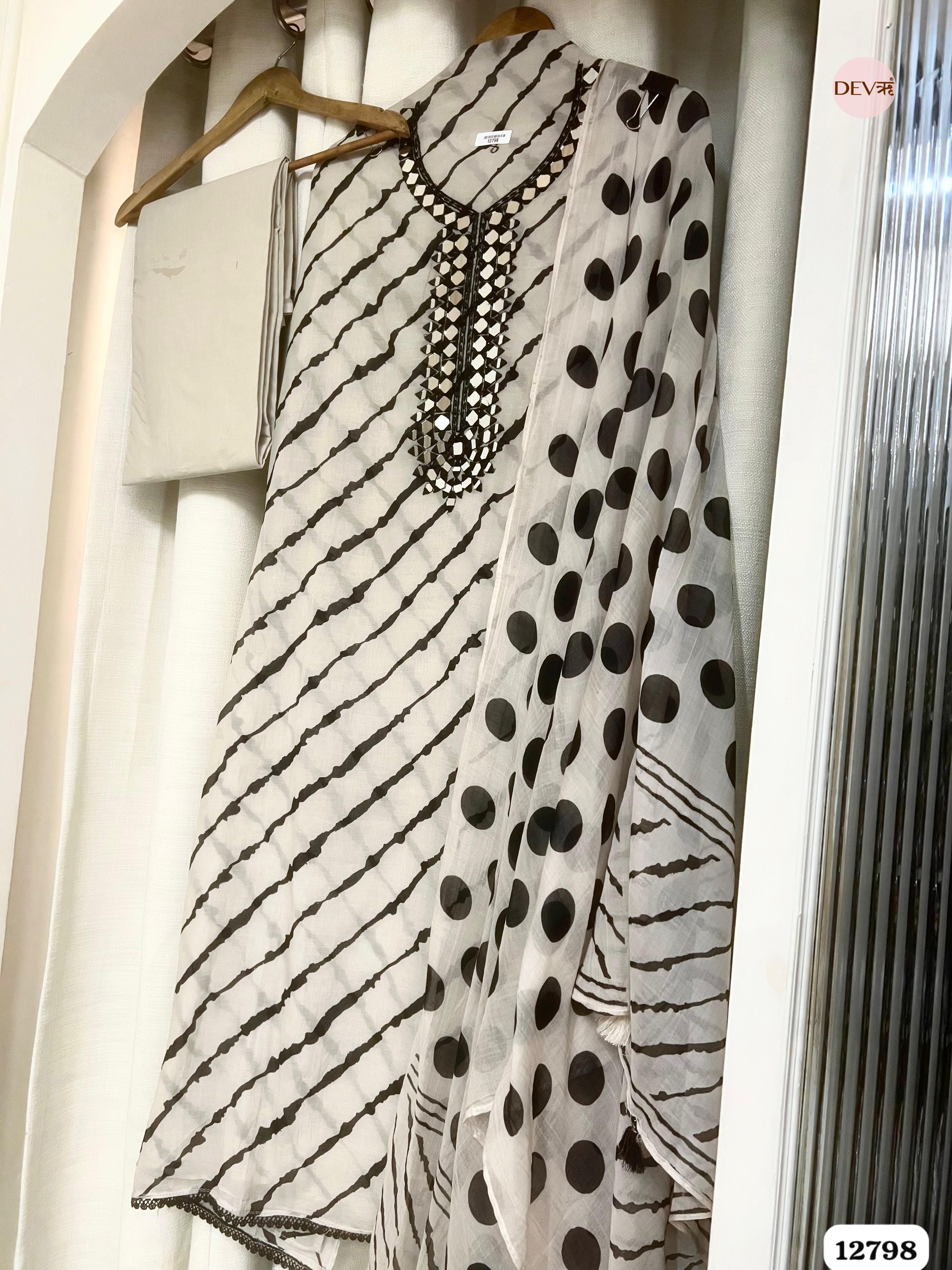 White Mul Chanderi Printed Unstitched 3-Piece Suit (Devri – D.No 12798)
