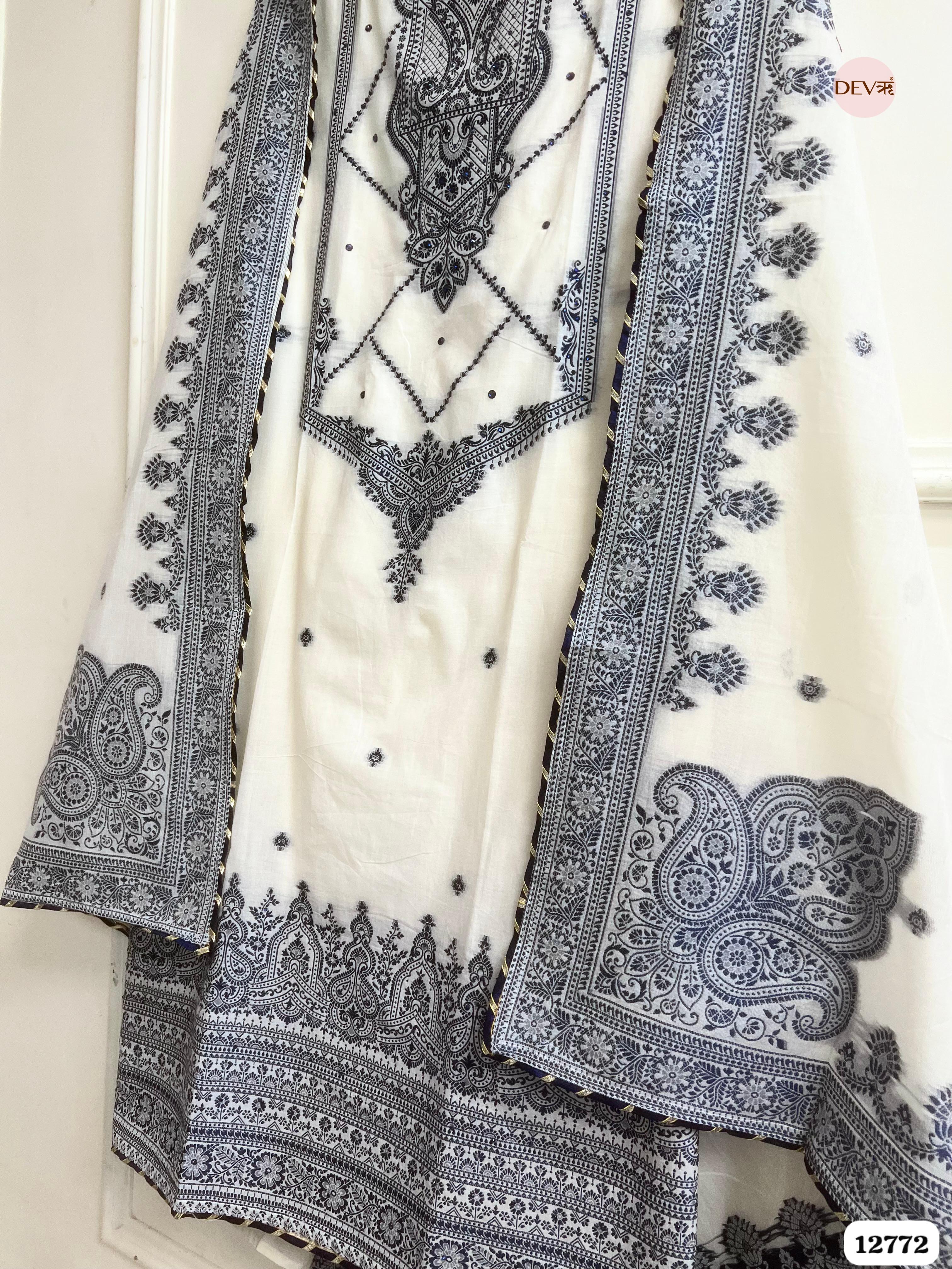 Off-White Jamdani Cotton Embroidered Unstitched 3-Piece Suit (Devri – D.No 12772)