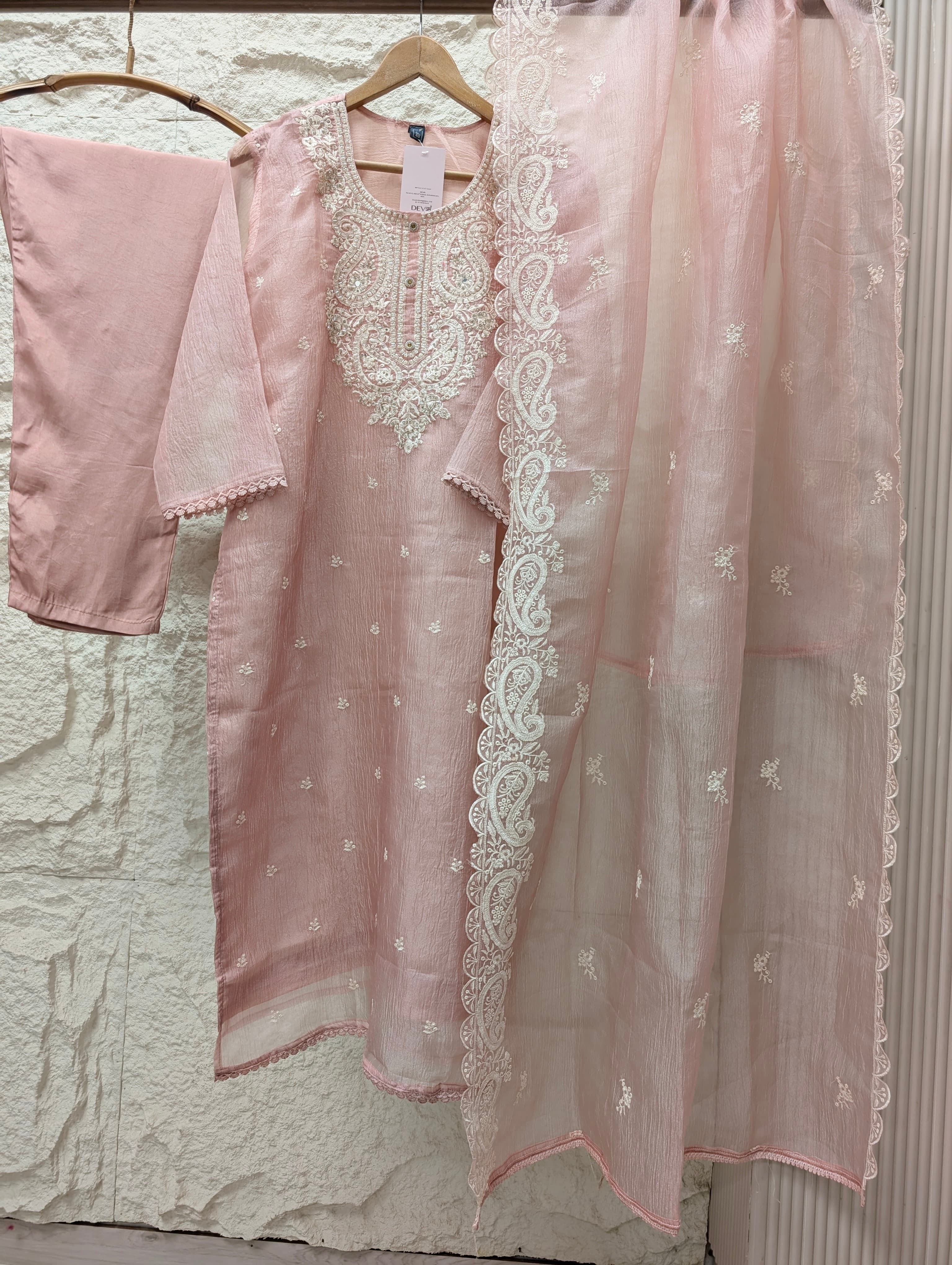 Gulnaar Crushed tissue silk Embroidered Blush Pink 3-Piece Set (Devri – D.No 13801)