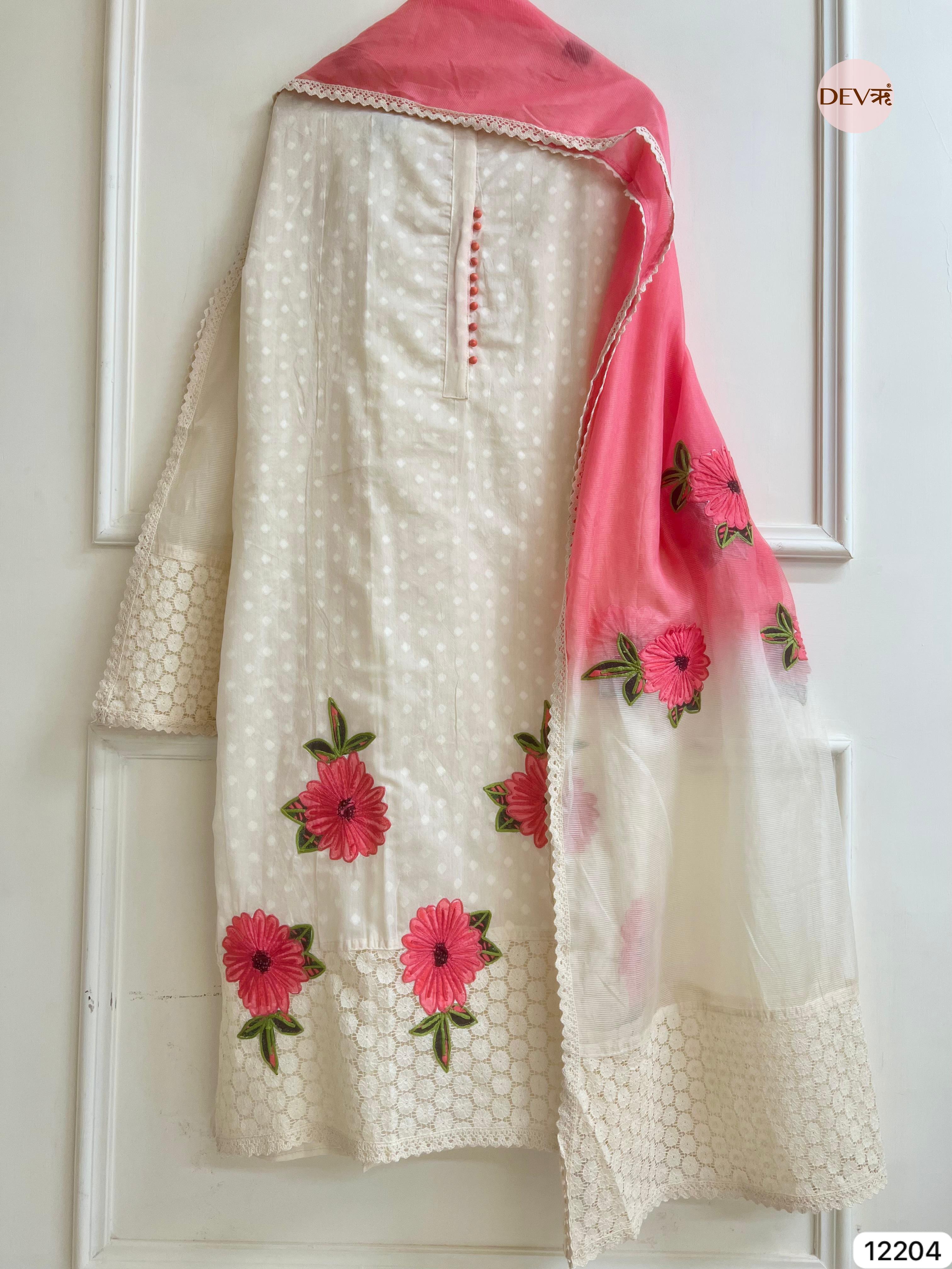 Aarini Mul Chanderi Floral-Embroidered 3-Piece Set (Devri – D.No 12204)