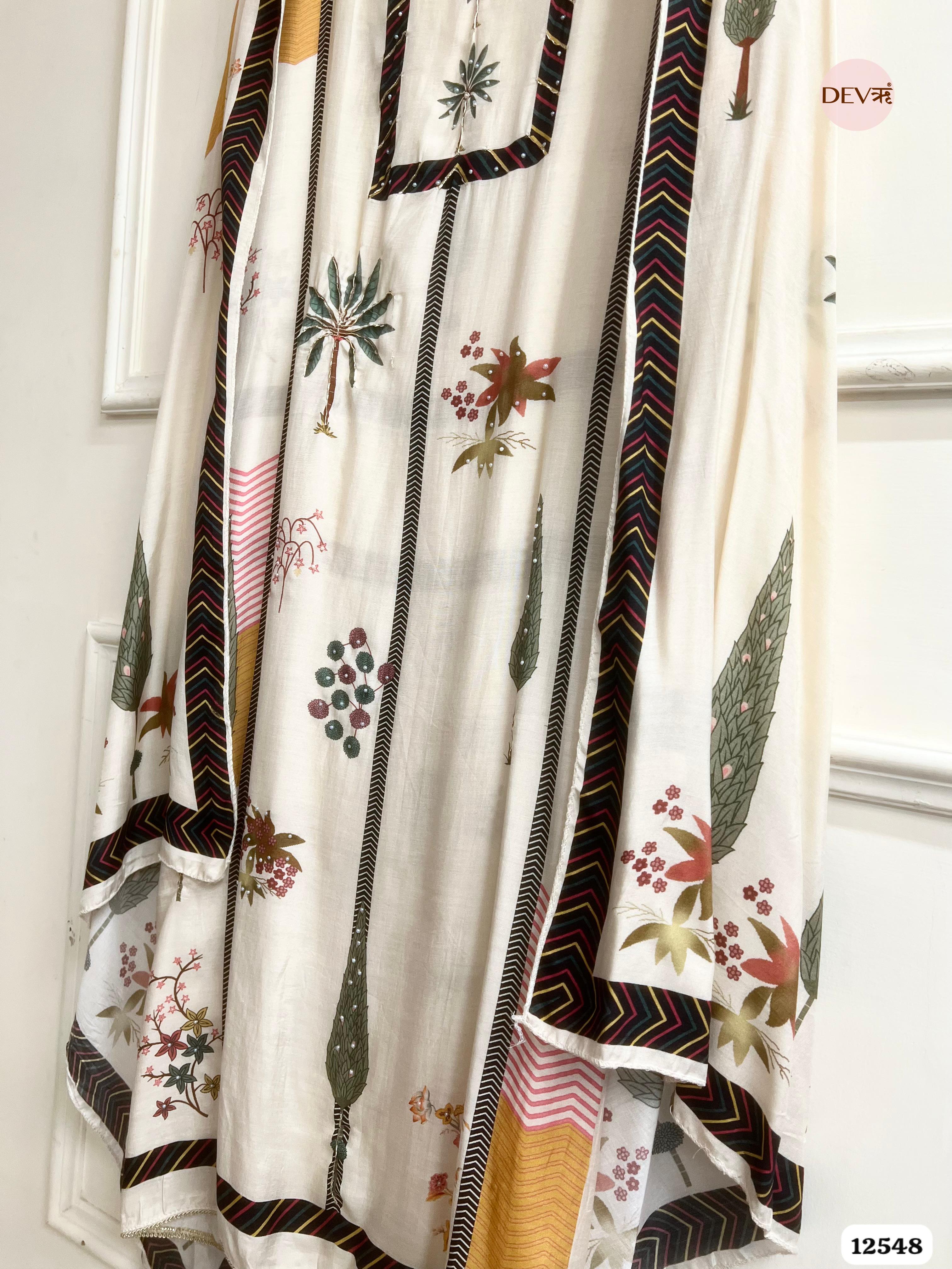 Off-White Muslin Printed Unstitched 3-Piece Suit (Devri – D.No 12548)
