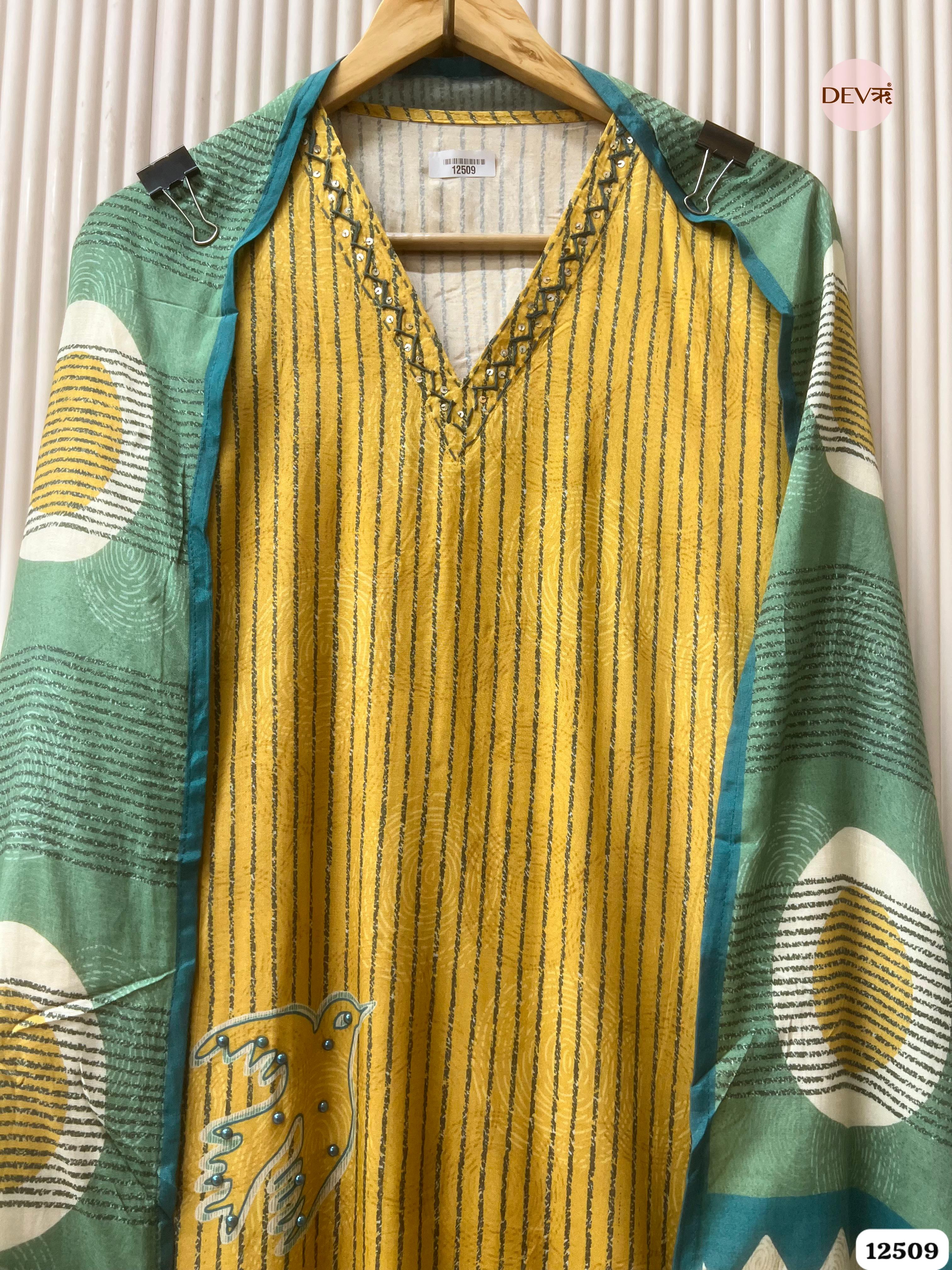 Mustard Muslin Printed Unstitched 3-Piece Suit (Devri – D.No 12509)