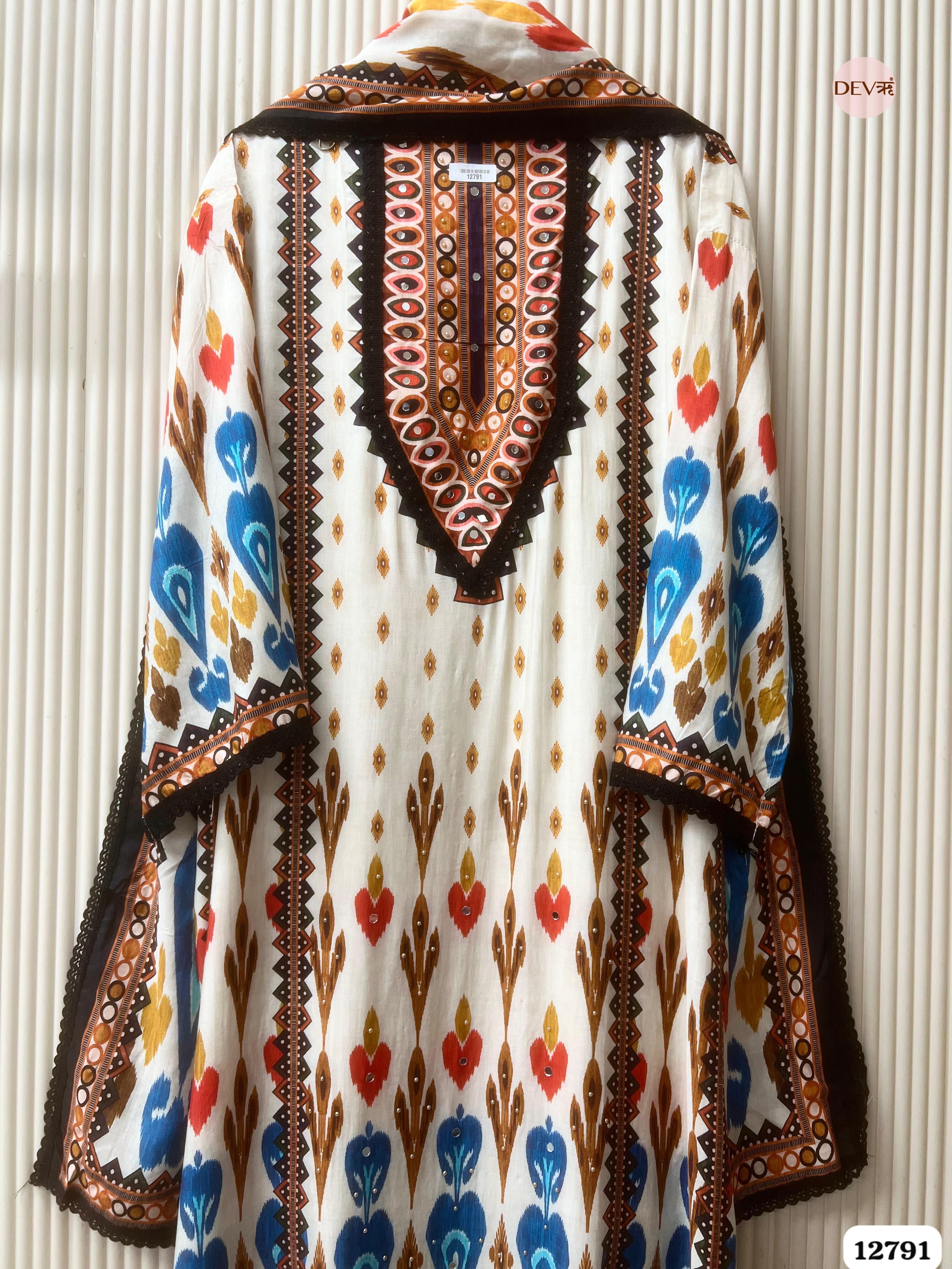 White Muslin Printed Unstitched 3-Piece Suit (Devri – D.No 12791)