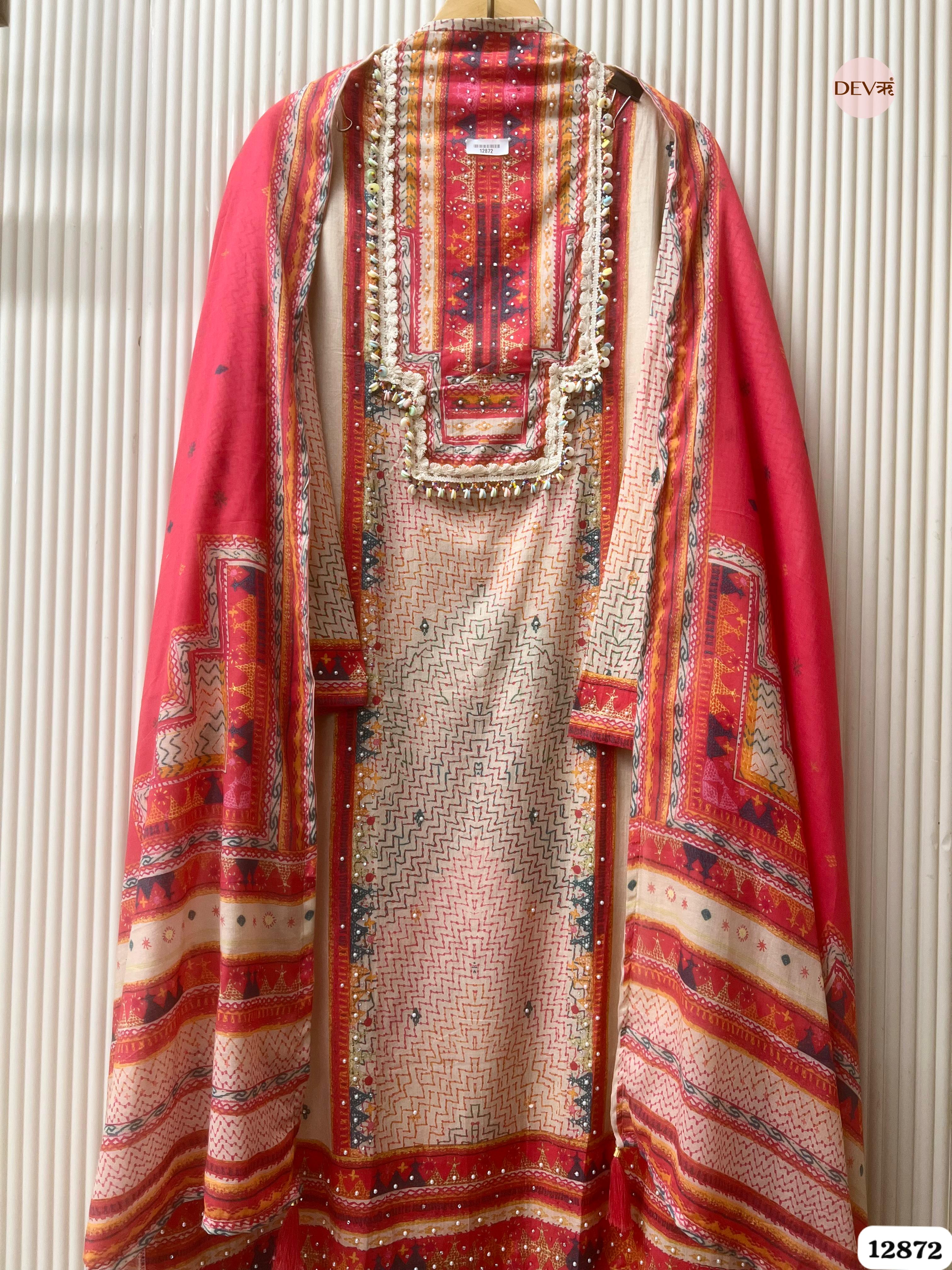 Pink Mul Cotton Printed Unstitched 3-Piece Suit (Devri – D.No 12872)