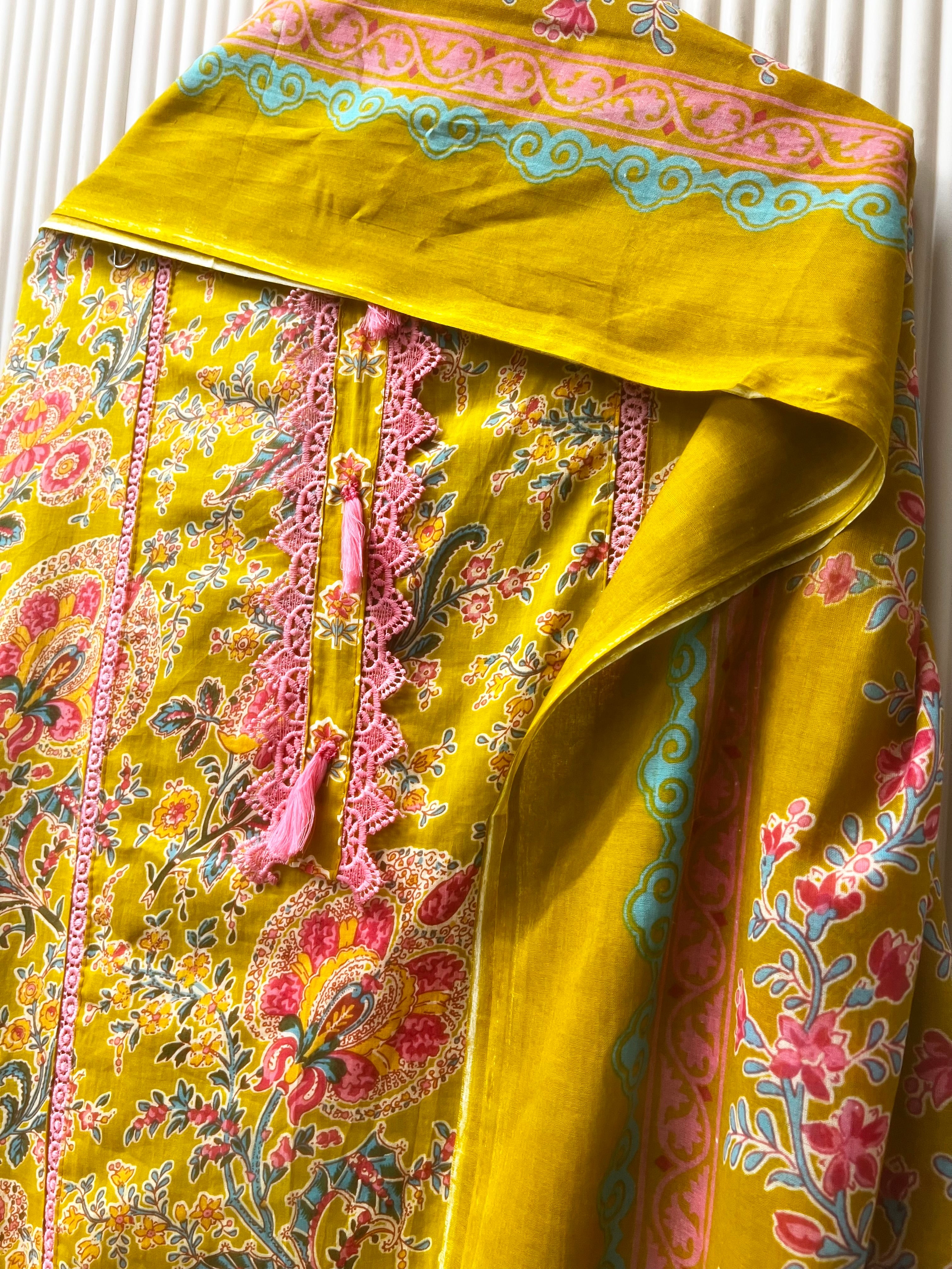 Mustard Pure Cotton Printed Unstitched 3-Piece Suit (Devri – D.No 12553)