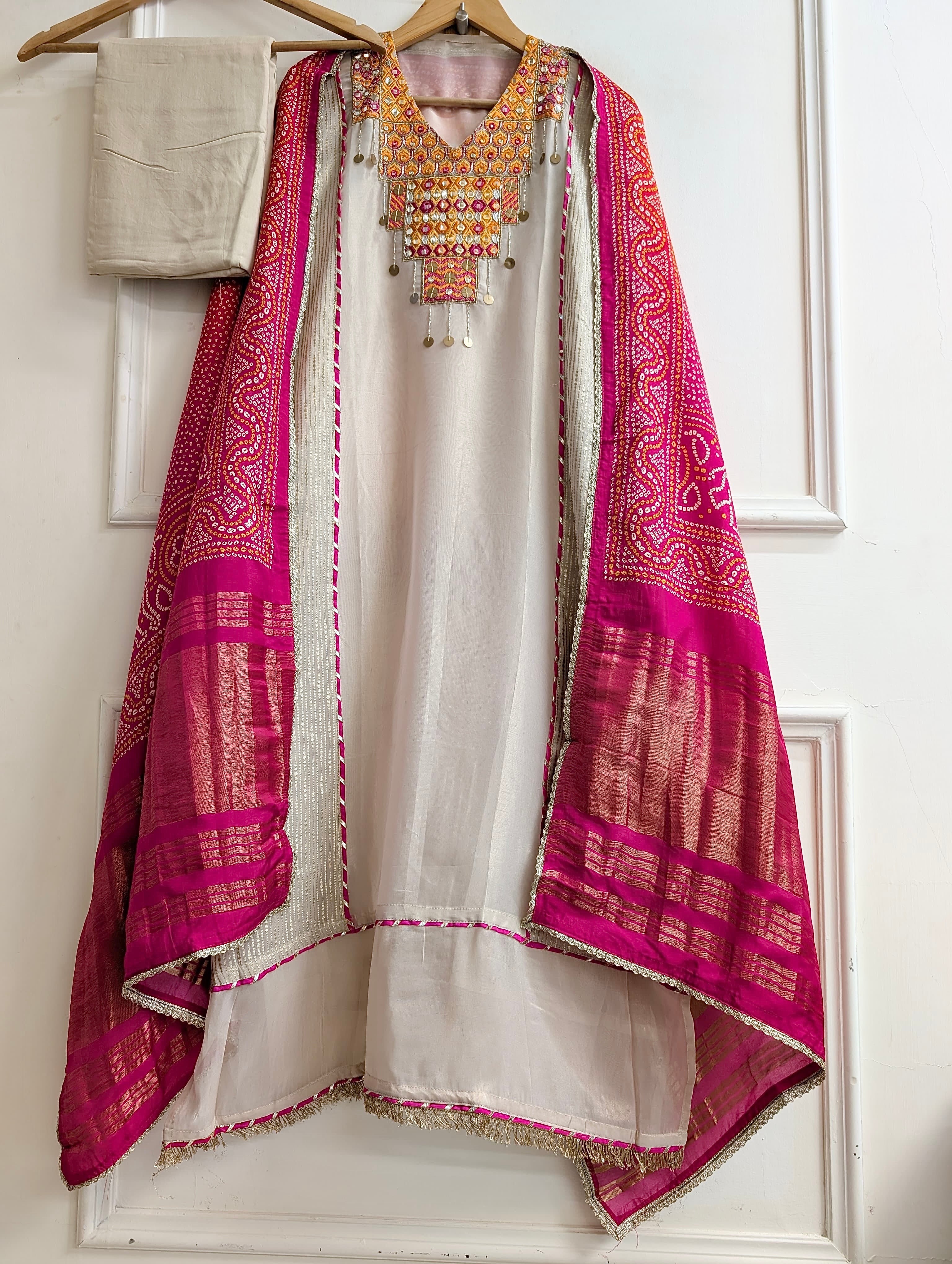 Beige Tissue Silk Hand Unstitched 3-Piece Suit (Devri – D.No 13696)