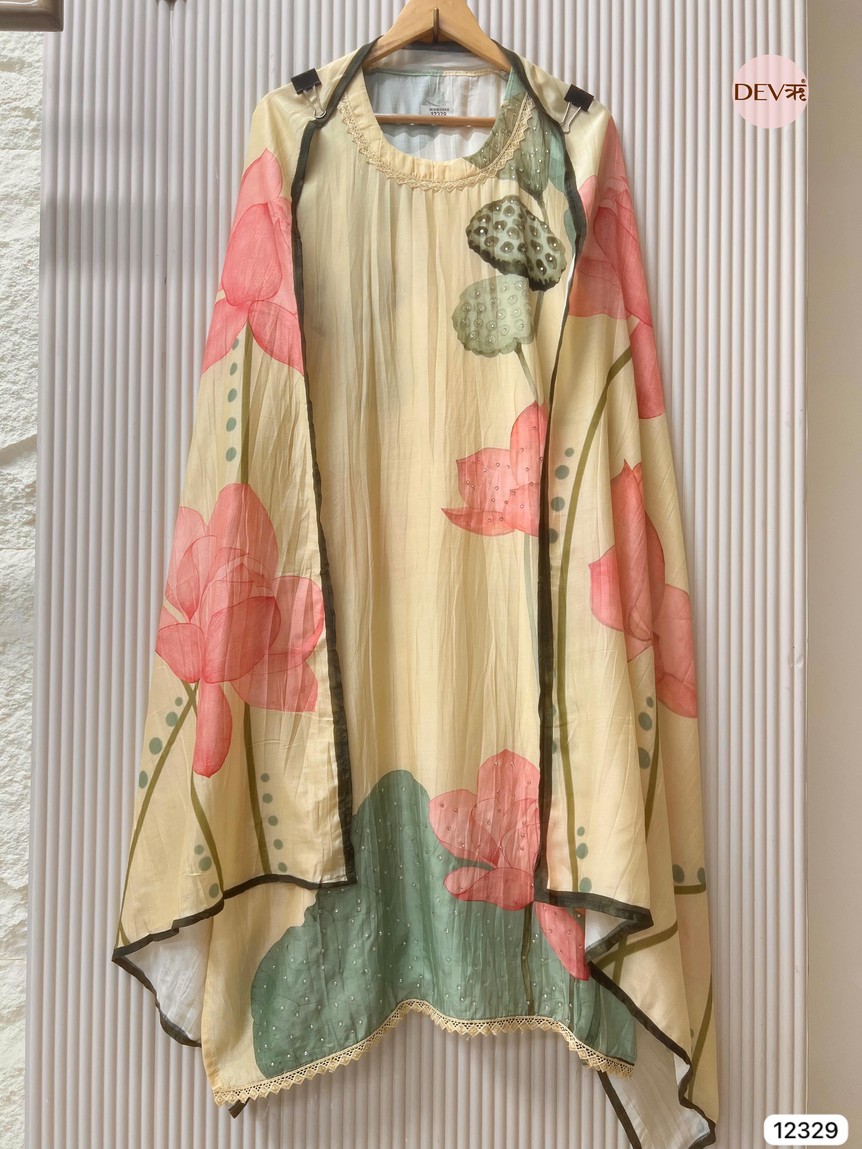Butter Yellow Muslin Printed Unstitched 3-Piece Suit (Devri – D.No 12329)