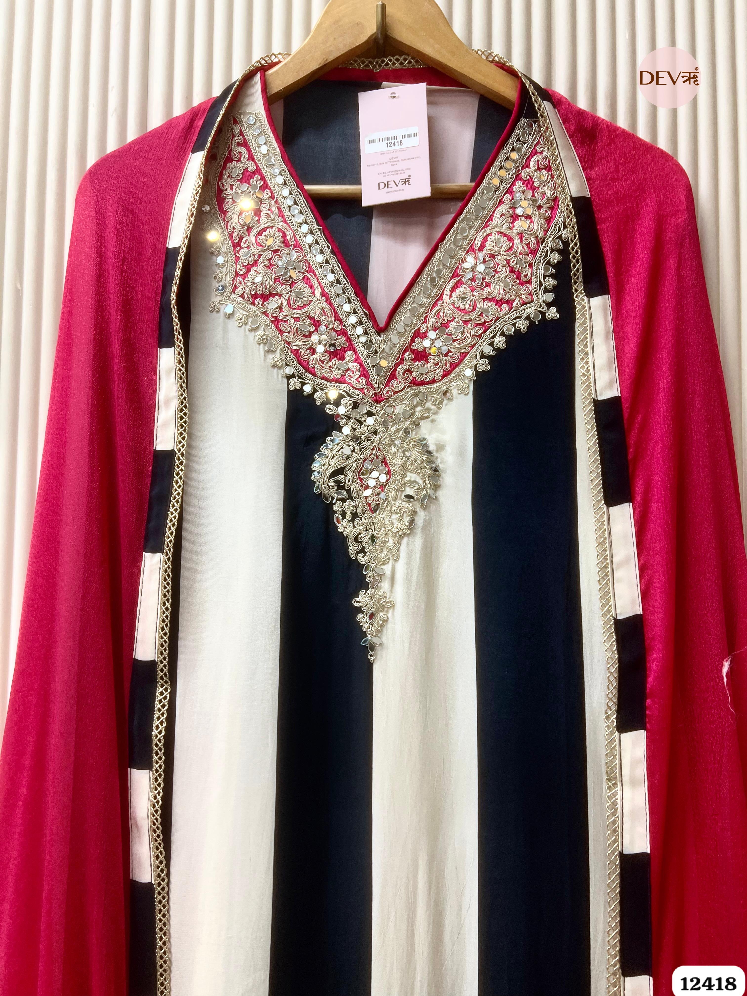 Fuchsia Natural Crepe Embroidered Unstitched 3-Piece Suit (Devri – D.No12418)