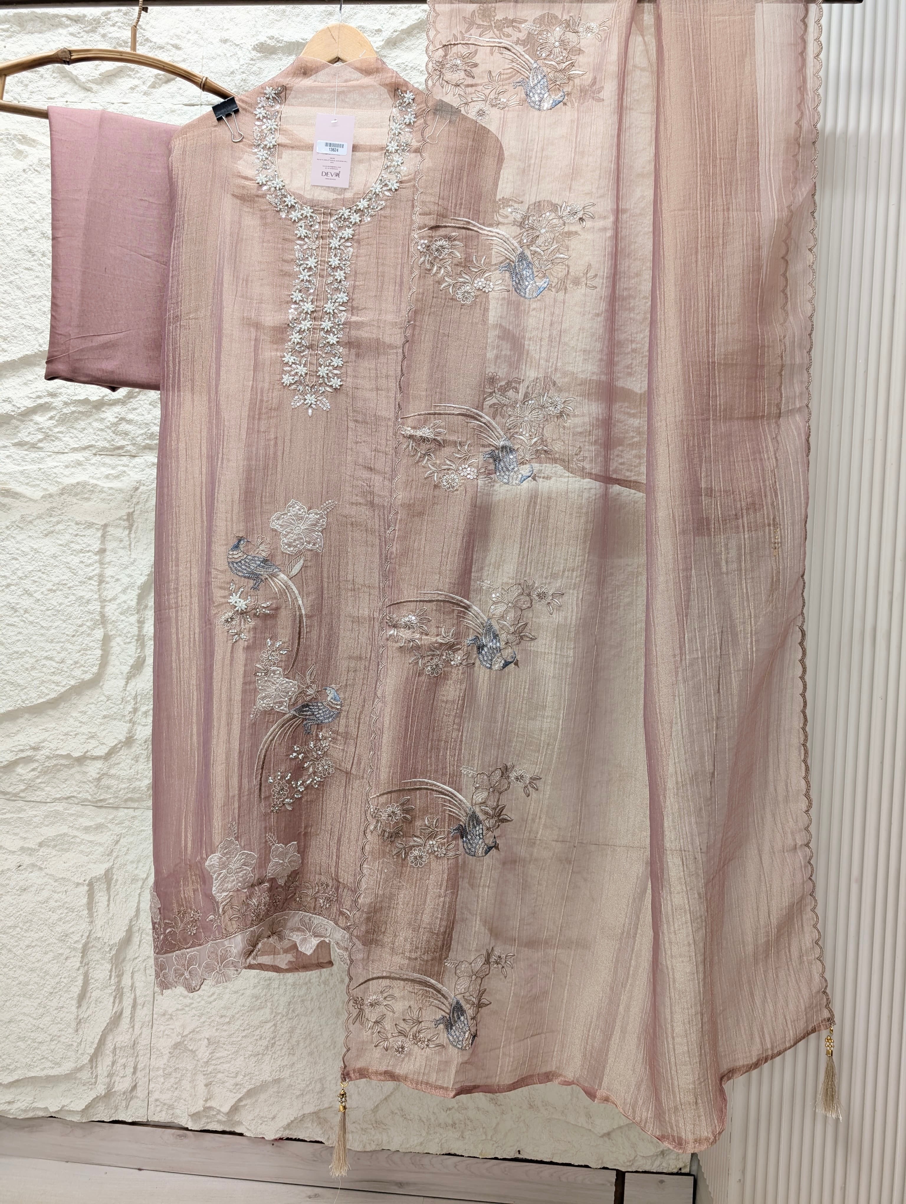 Pink Tissue Crush Silk Embroidered Unstitched 3-Piece Suit (Devri – D.No 13624)
