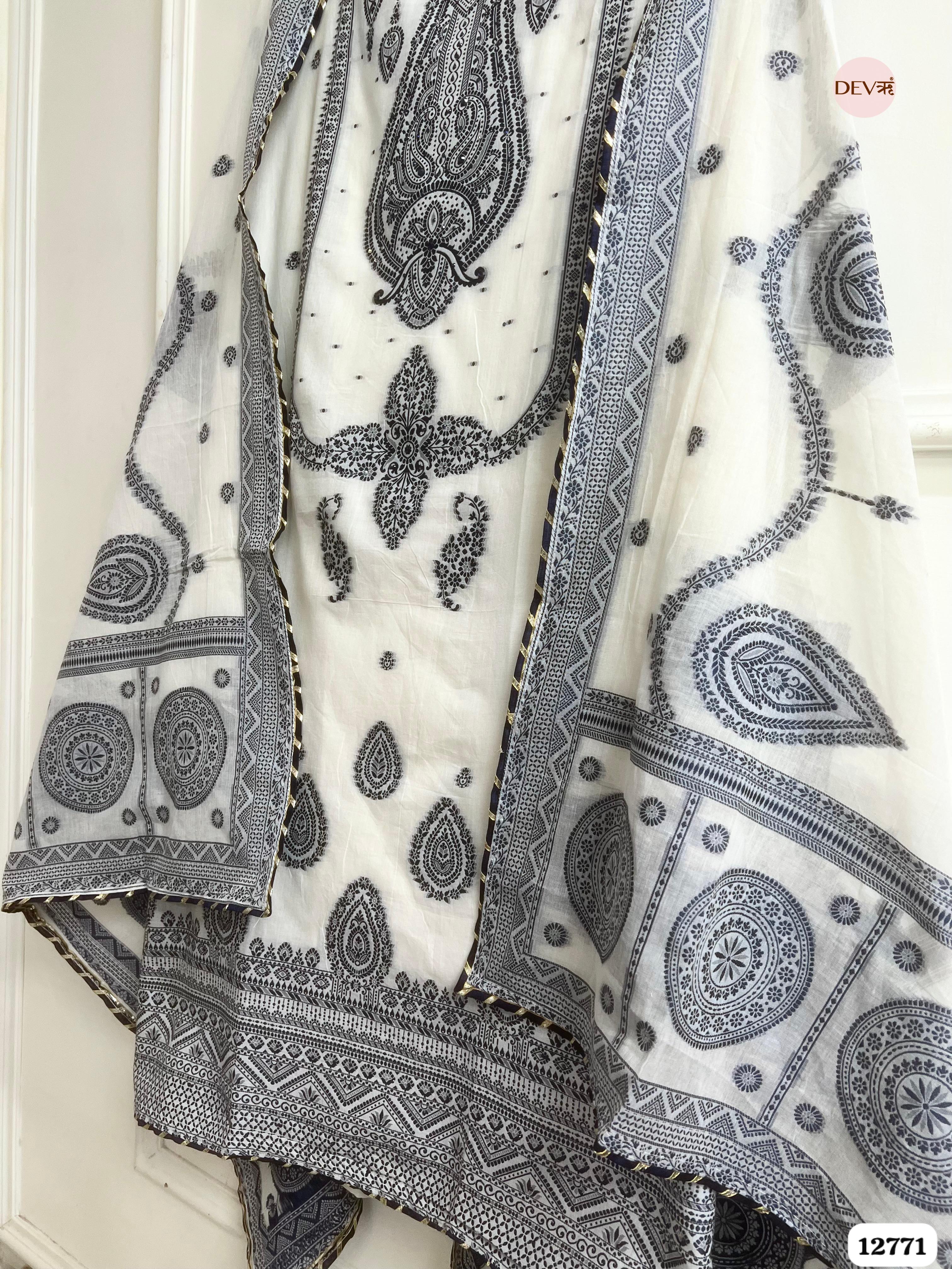 Off-White Jamdani Cotton Embroidered Unstitched 3-Piece Suit (Devri – D.No 12771)