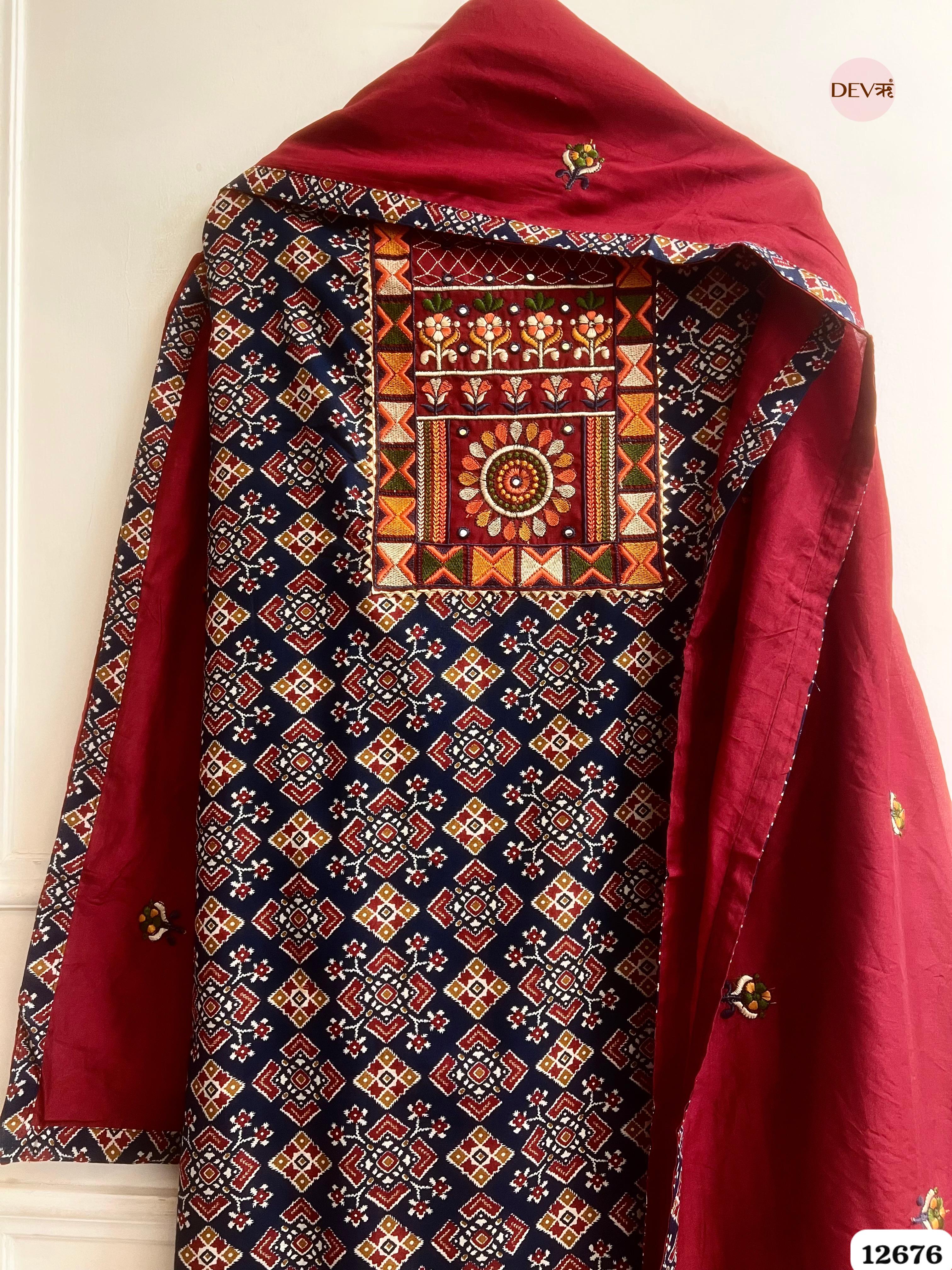 Navy and Maroon Modal Silk Printed Unstitched 3-Piece Suit (Devri – D.No 12676)
