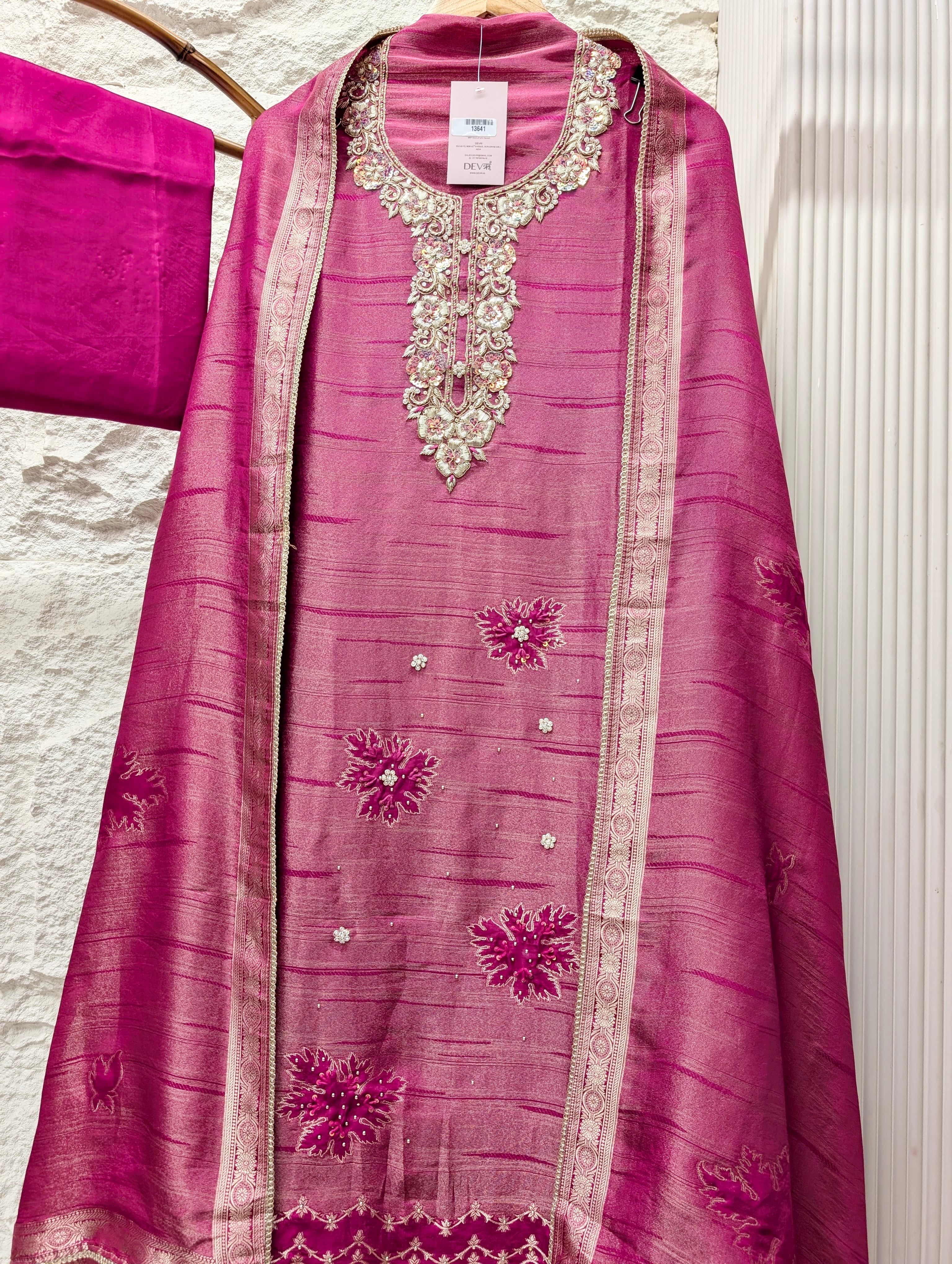 Pink Pure Giraffe Banarasi Silk Embroidered Unstitched 3-Piece Suit (Devri – D.No 13641)