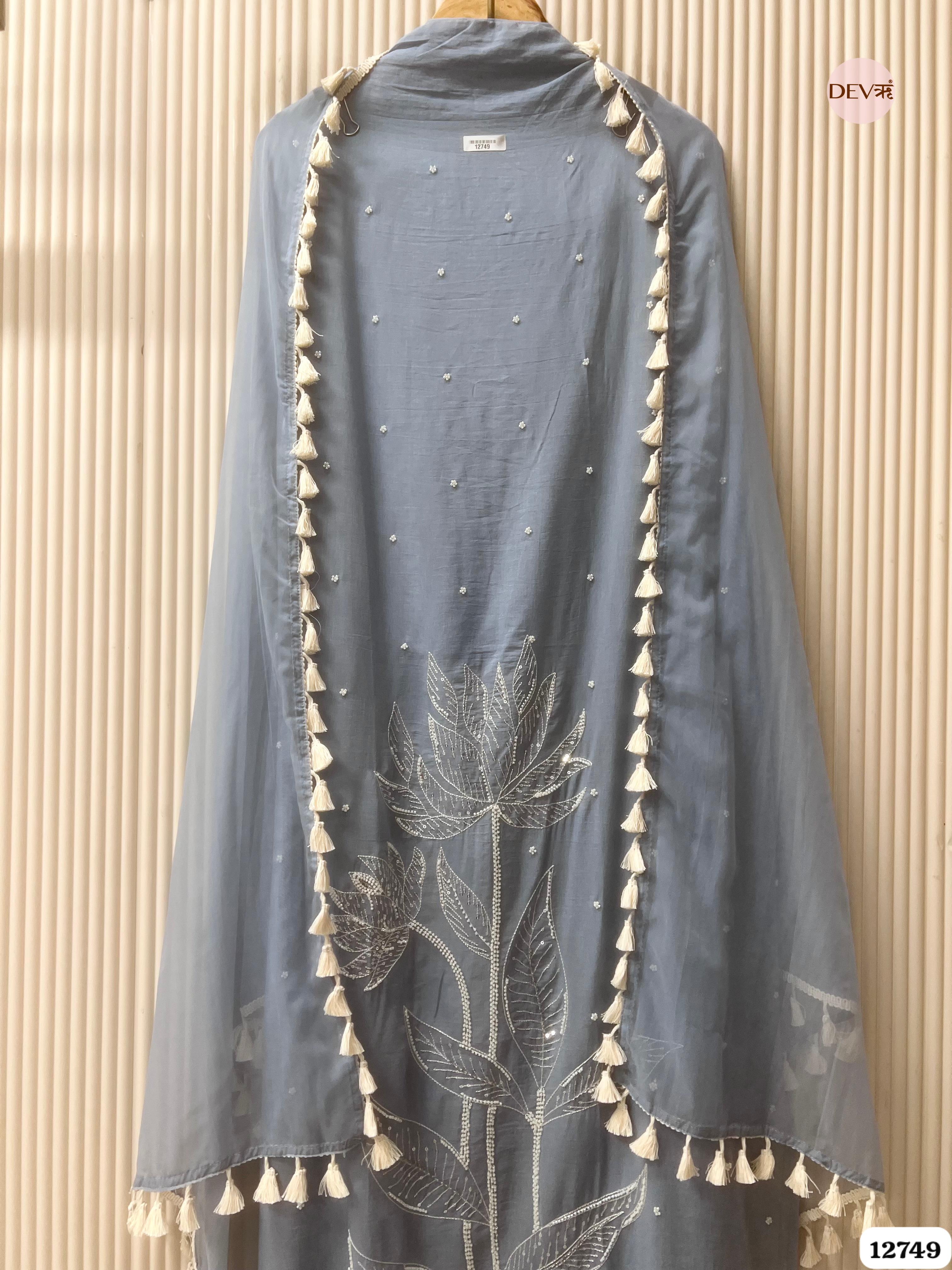 Powder Blue Mul Cotton Embroidered Unstitched 3-Piece Suit (Devri – D.No 12749)