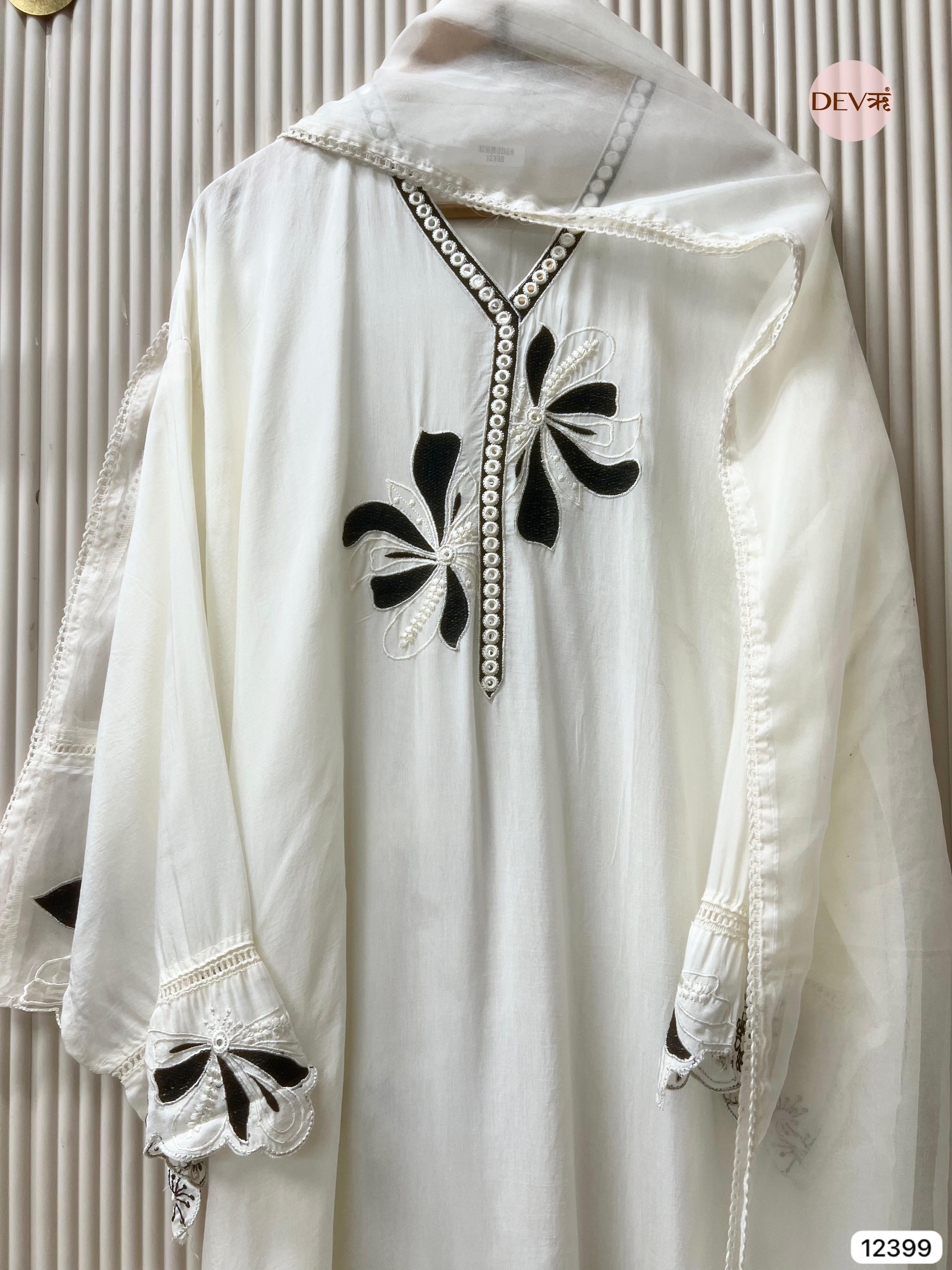 White Muslin Embroidered Unstitched 3-Piece Suit (Devri – D.No 12399)