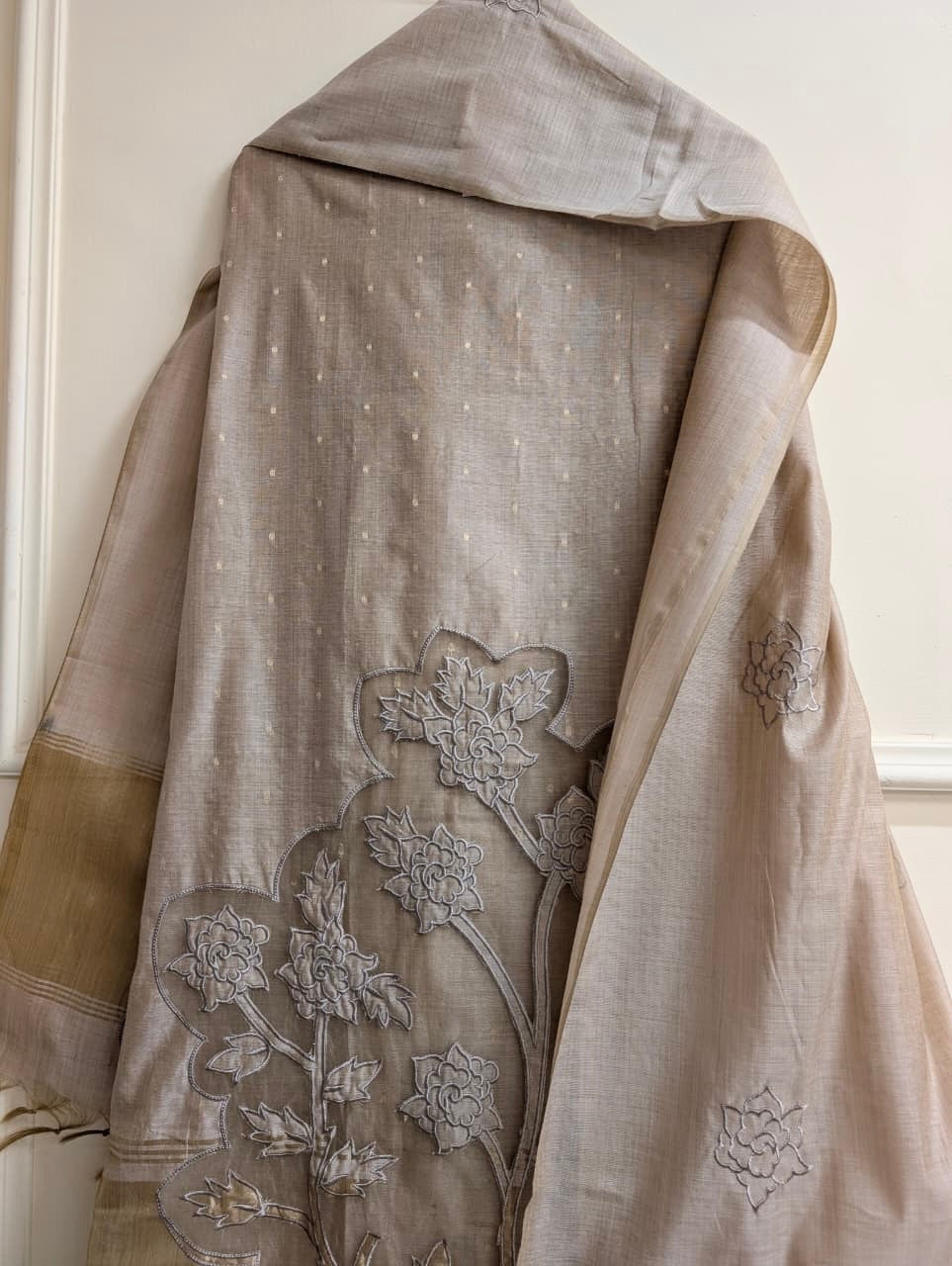 Taupe Mul Chanderi Embroidered Unstitched 3-Piece Suit (Devri – D.No 13815)