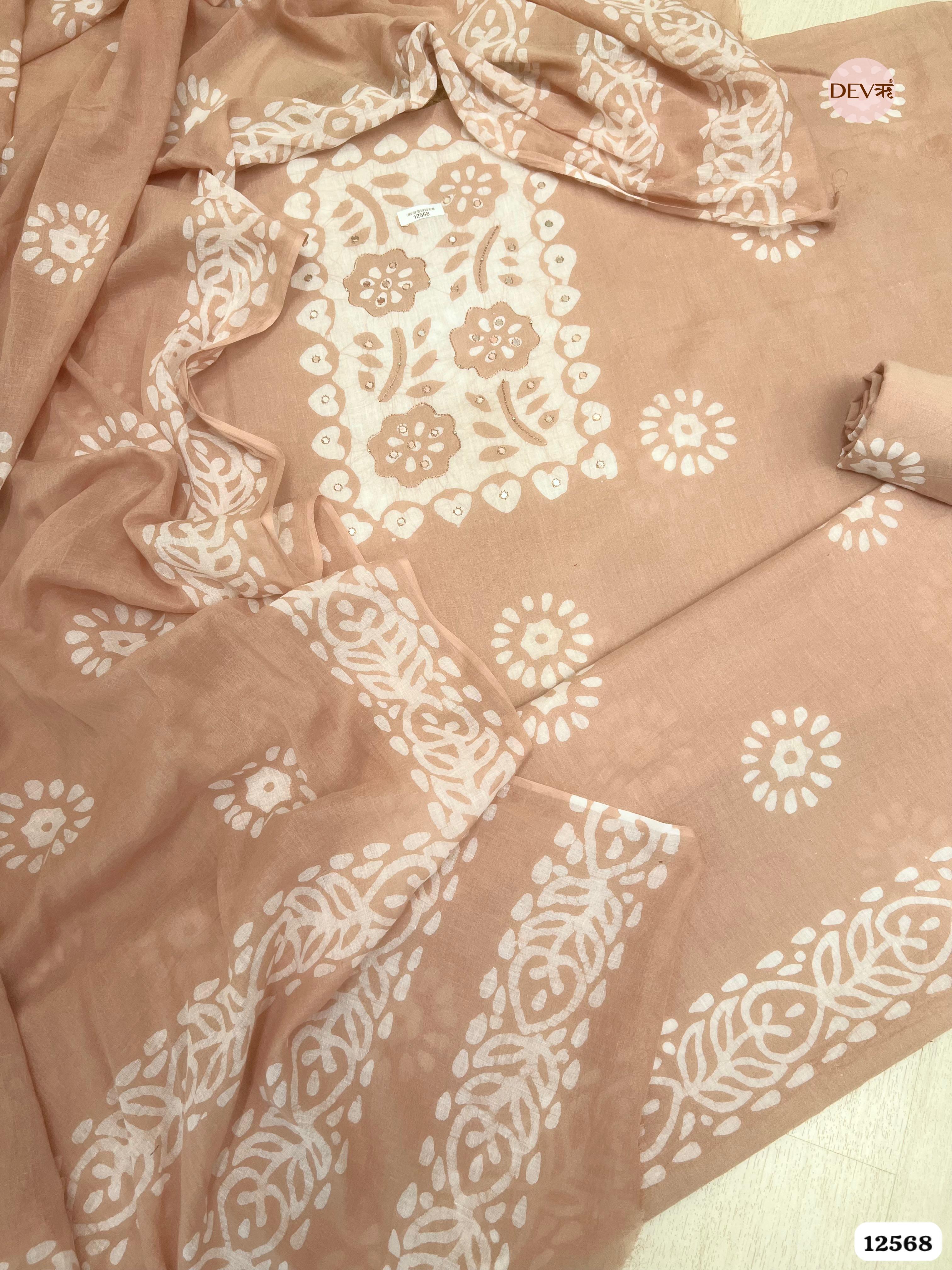 Peach Cotton Printed Unstitched 3-Piece Suit (Devri – D.No 12568)