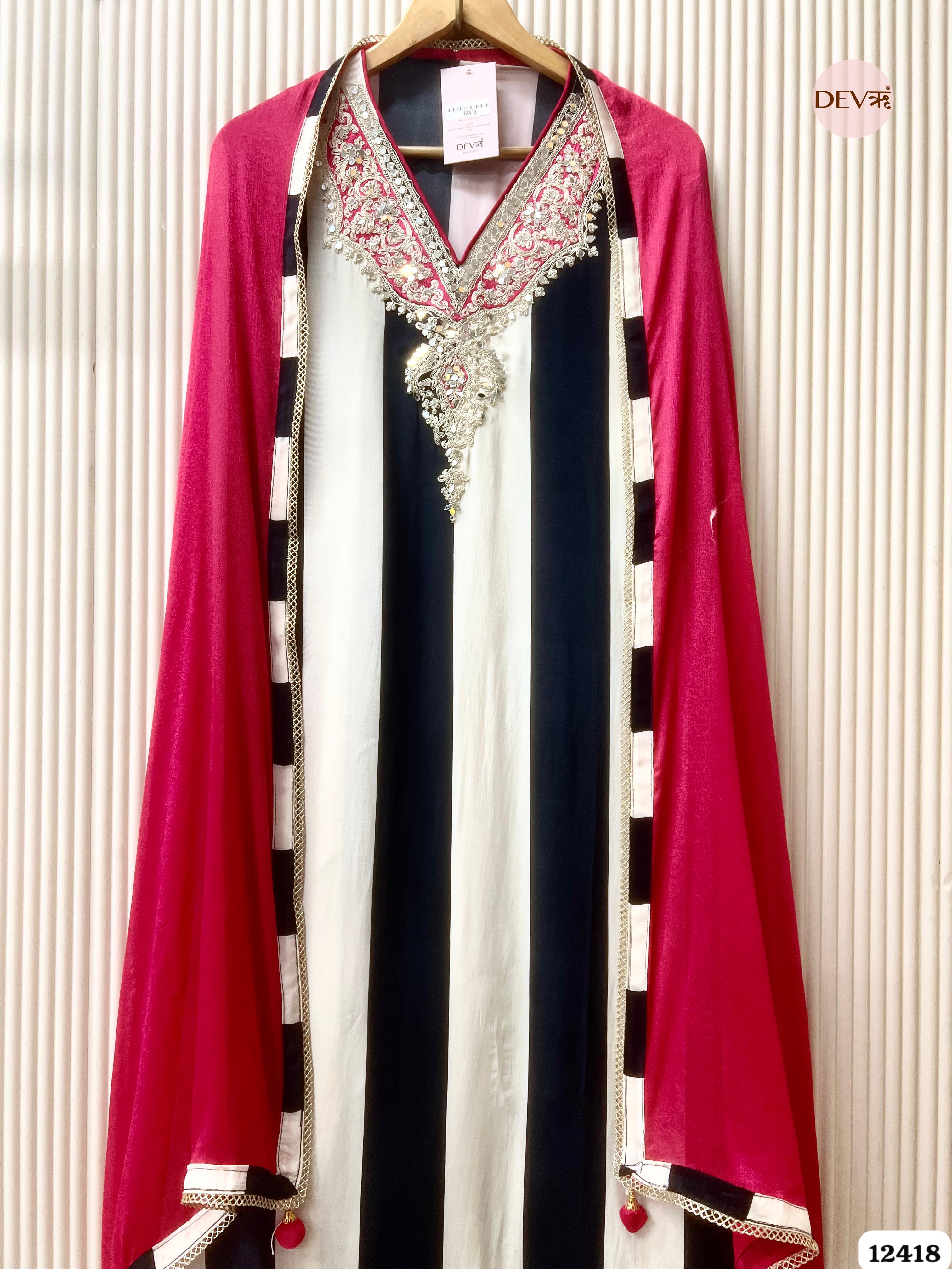 Fuchsia Natural Crepe Embroidered Unstitched 3-Piece Suit (Devri – D.No12418)