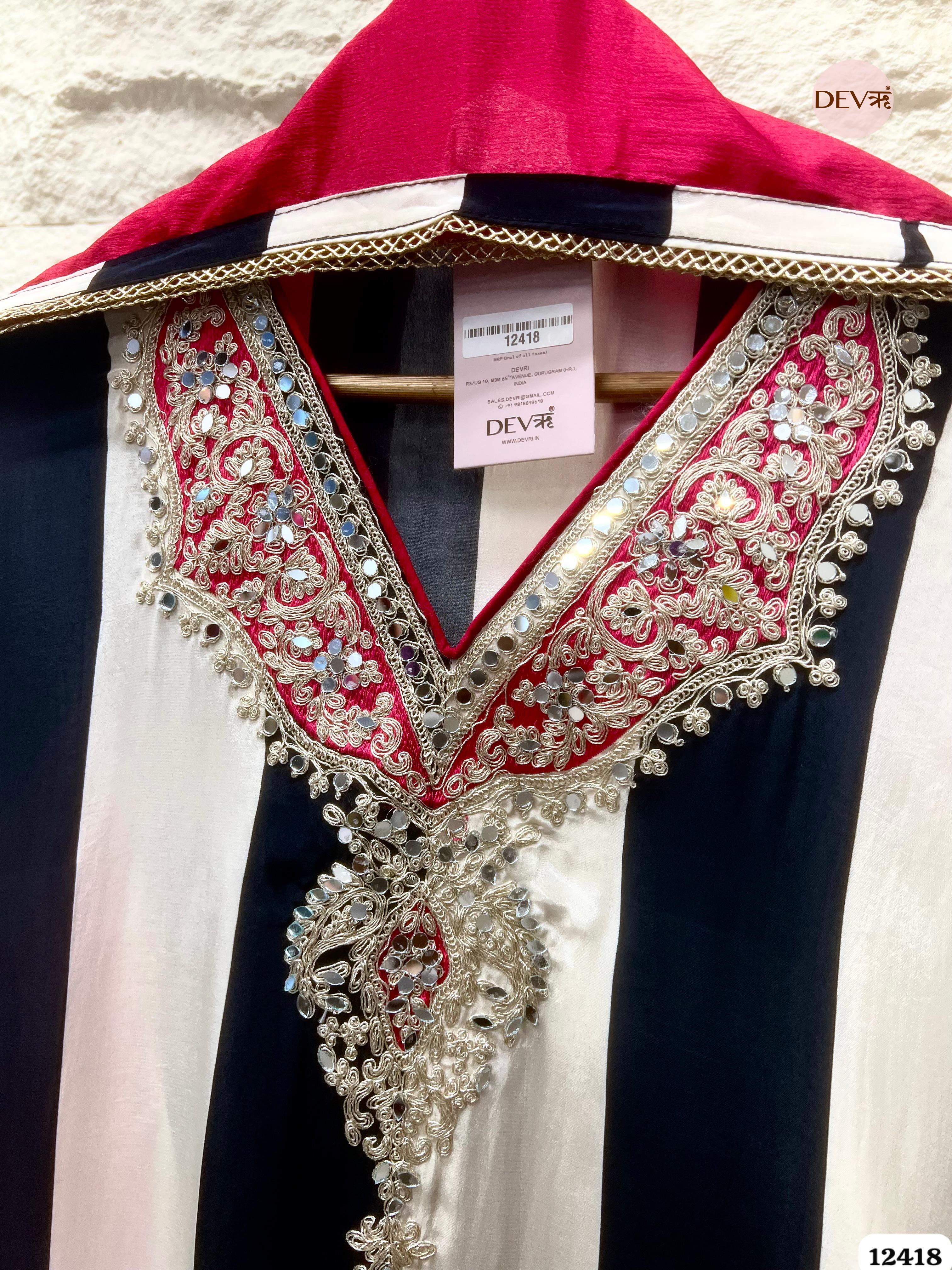 Fuchsia Natural Crepe Embroidered Unstitched 3-Piece Suit (Devri – D.No12418)