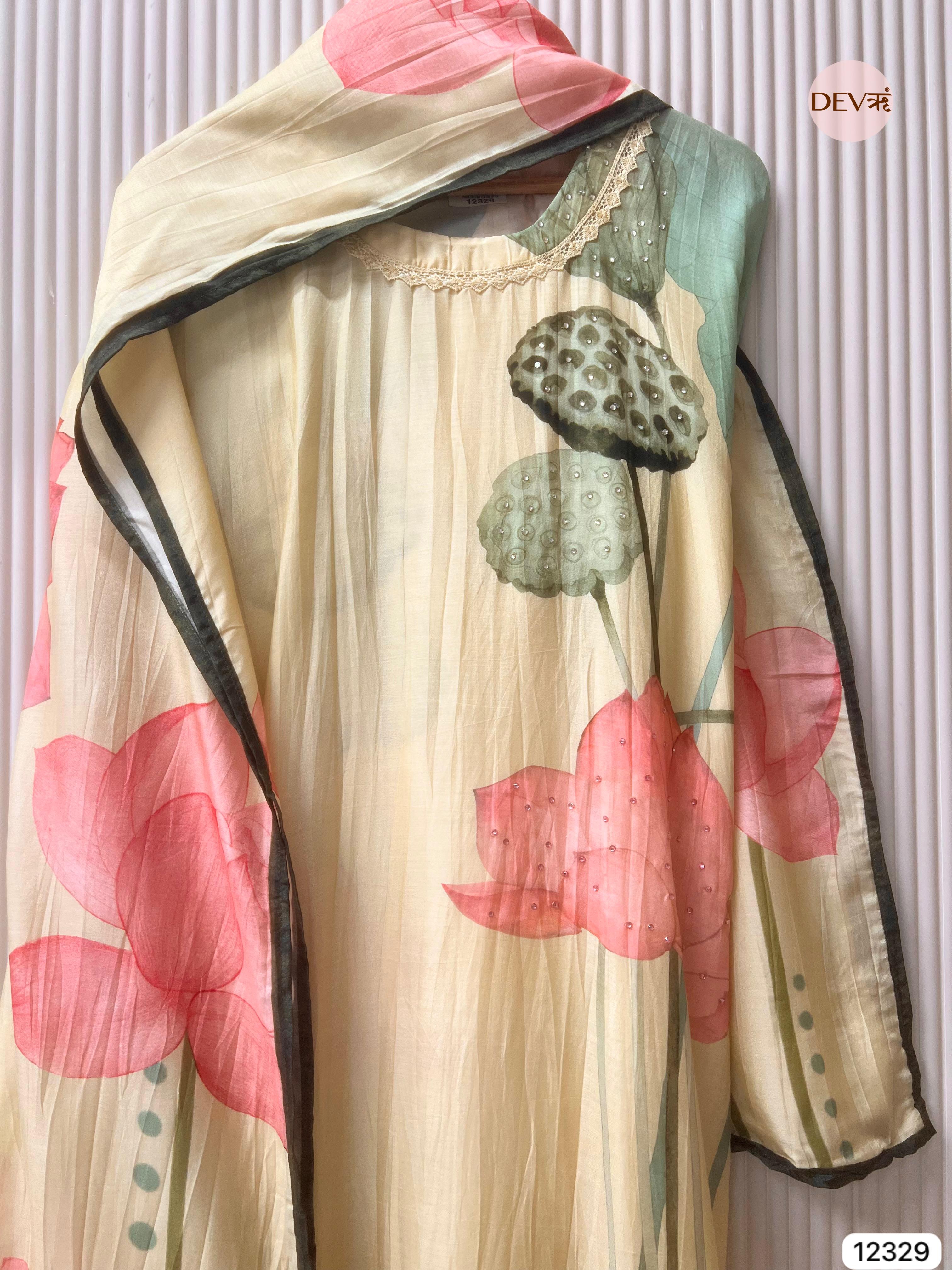 Butter Yellow Muslin Printed Unstitched 3-Piece Suit (Devri – D.No 12329)