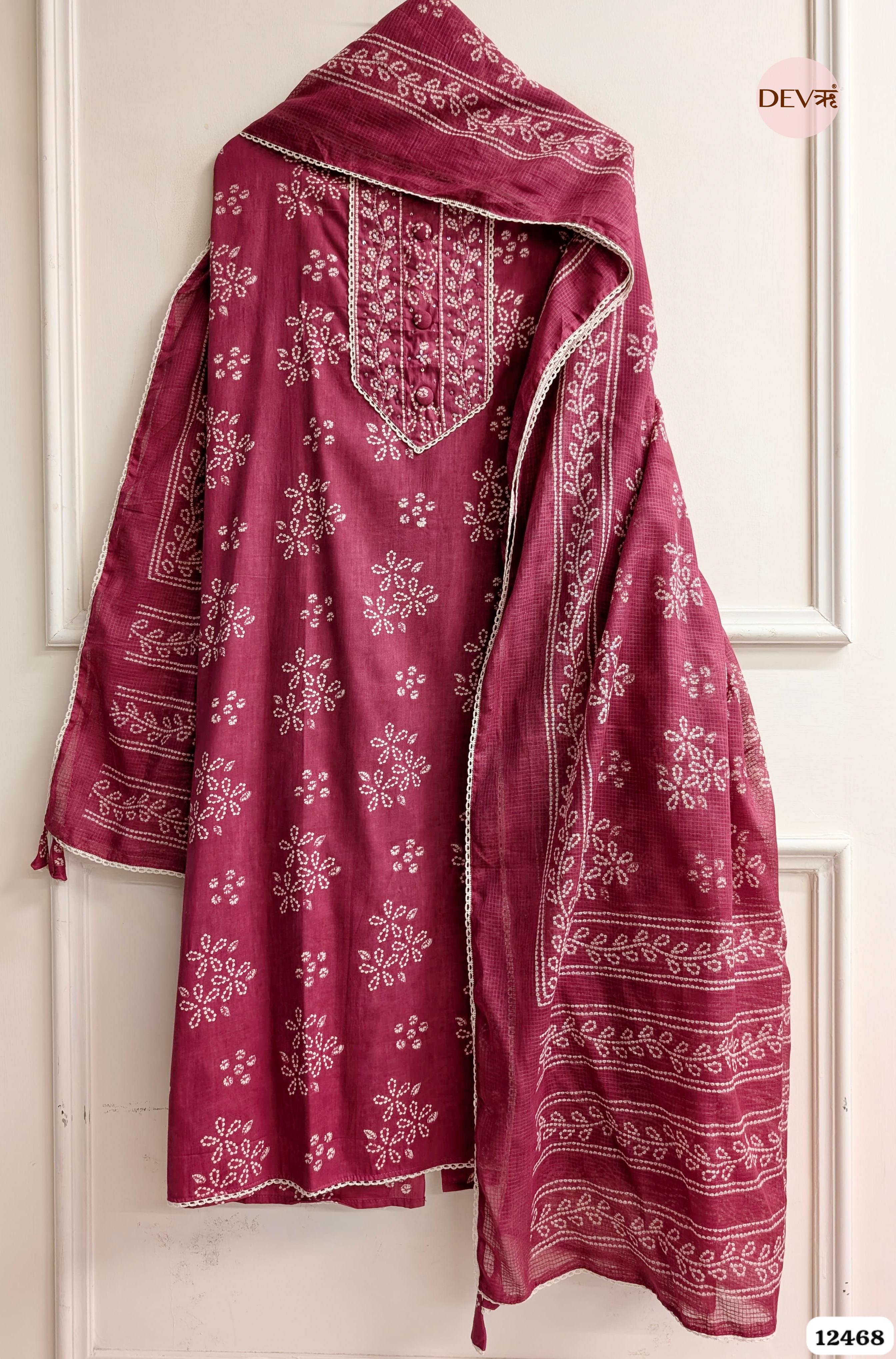 Magenta Pure Cotton Printed Unstitched 3-Piece Suit (Devri – D.No.12468)