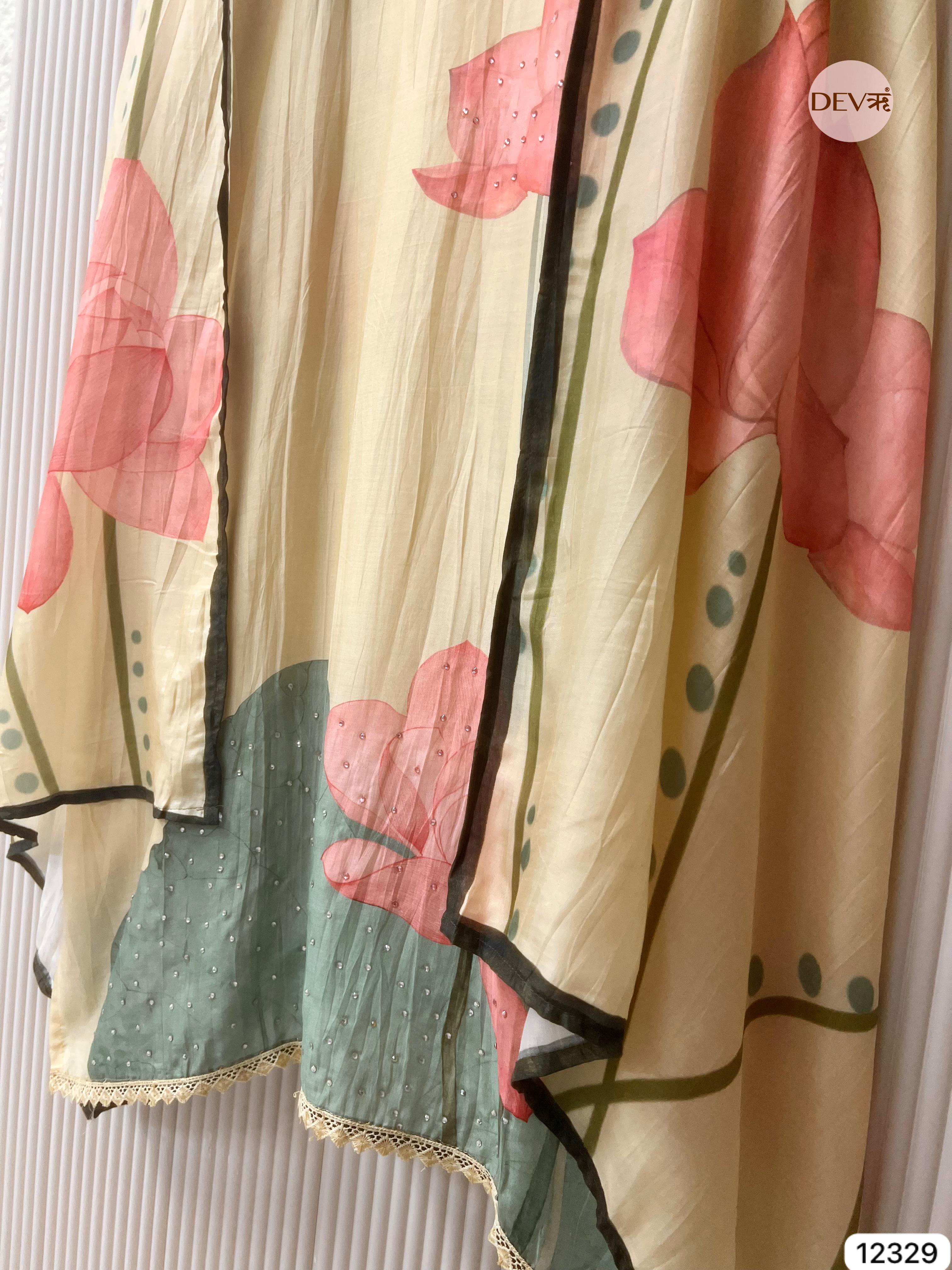 Butter Yellow Muslin Printed Unstitched 3-Piece Suit (Devri – D.No 12329)