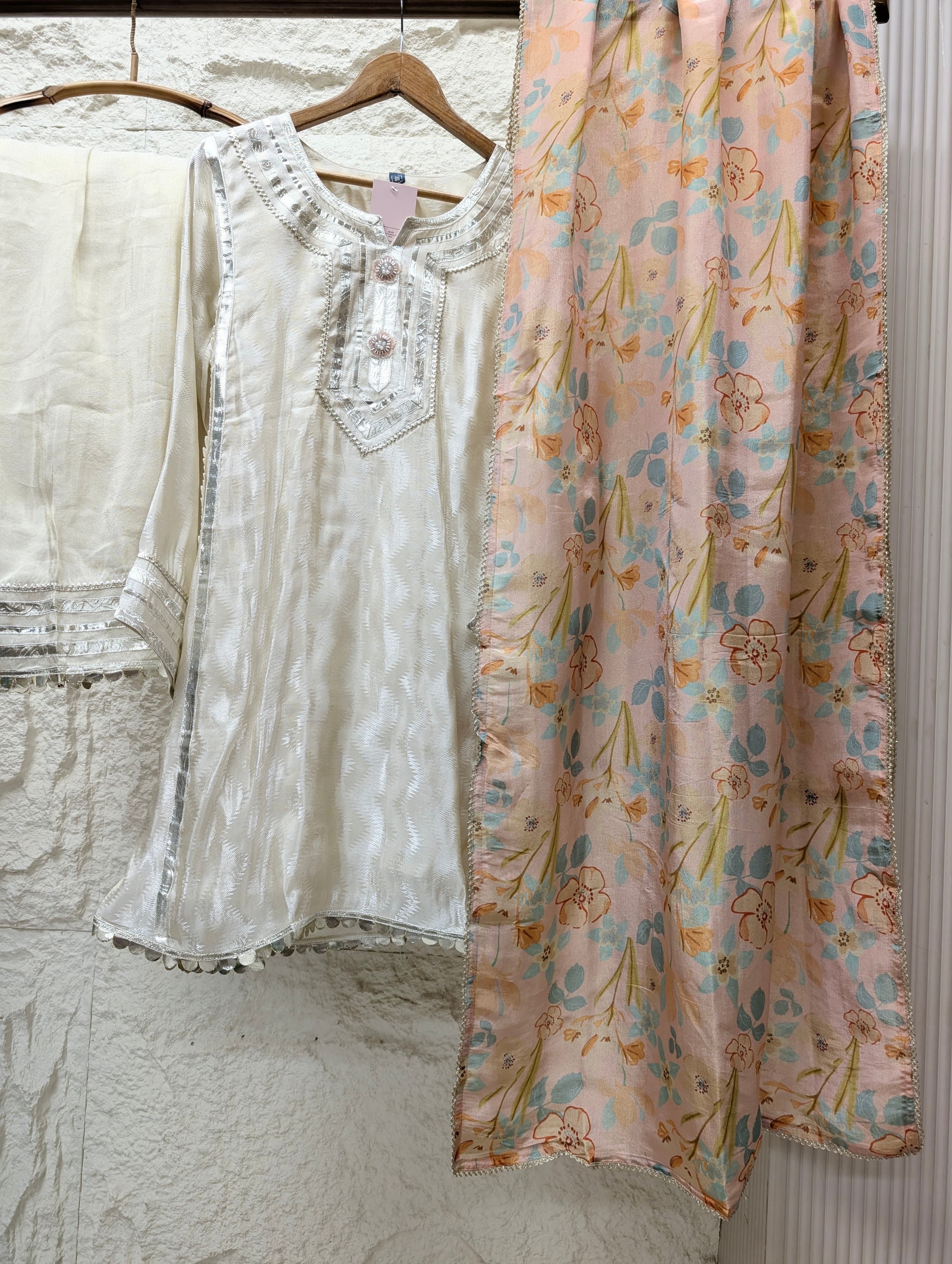 Noor Pure crepe silk Embroidered Ivory 3-Piece Set (Devri – D.No 13783)