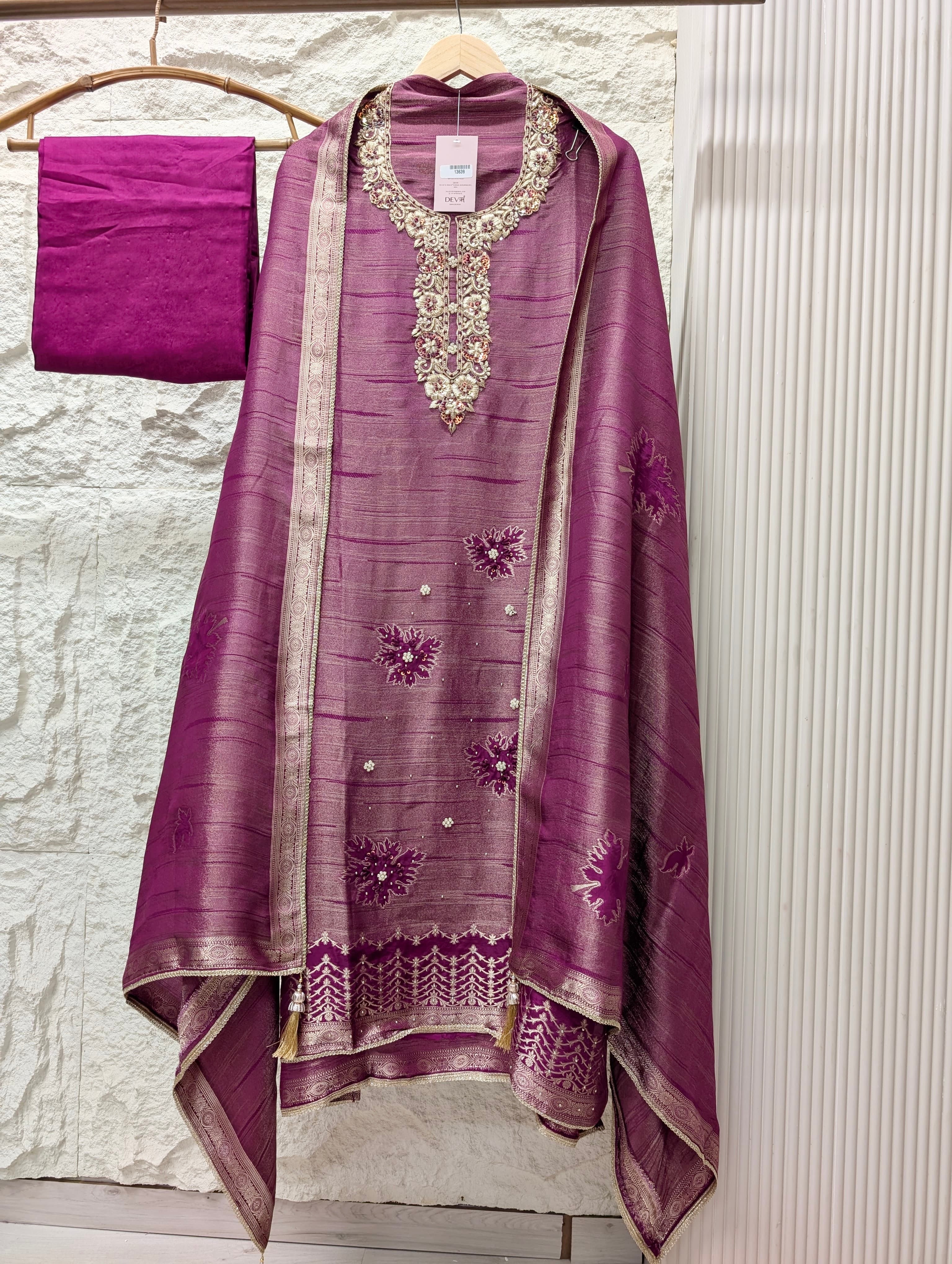 Magenta Pure Girafe Banarasi Silk Embroidered Unstitched 3-Piece Suit (Devri – D.No 13639)