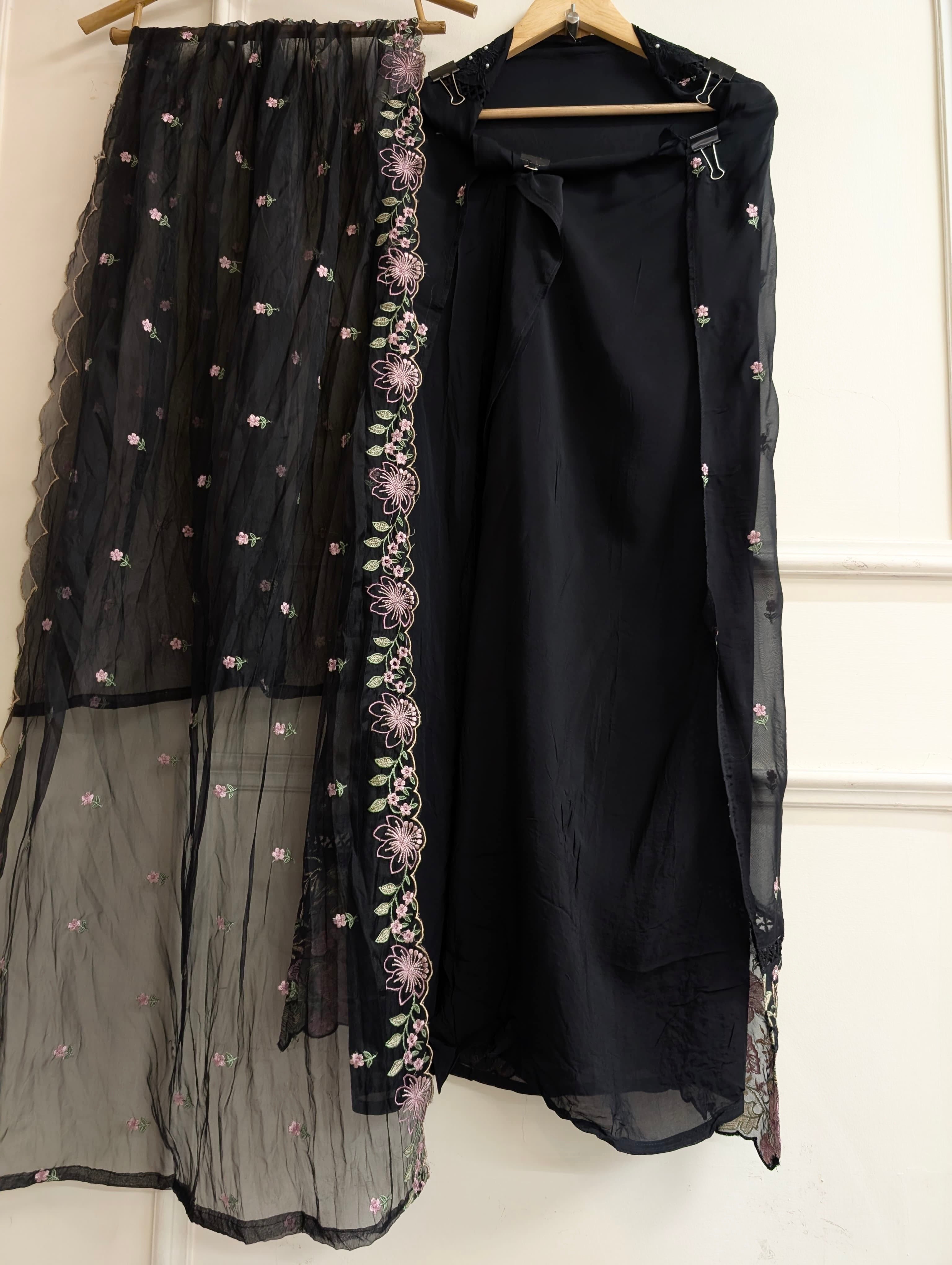 Black Organza Embroidered Unstitched 3-Piece Suit (Devri – D.No 13739)