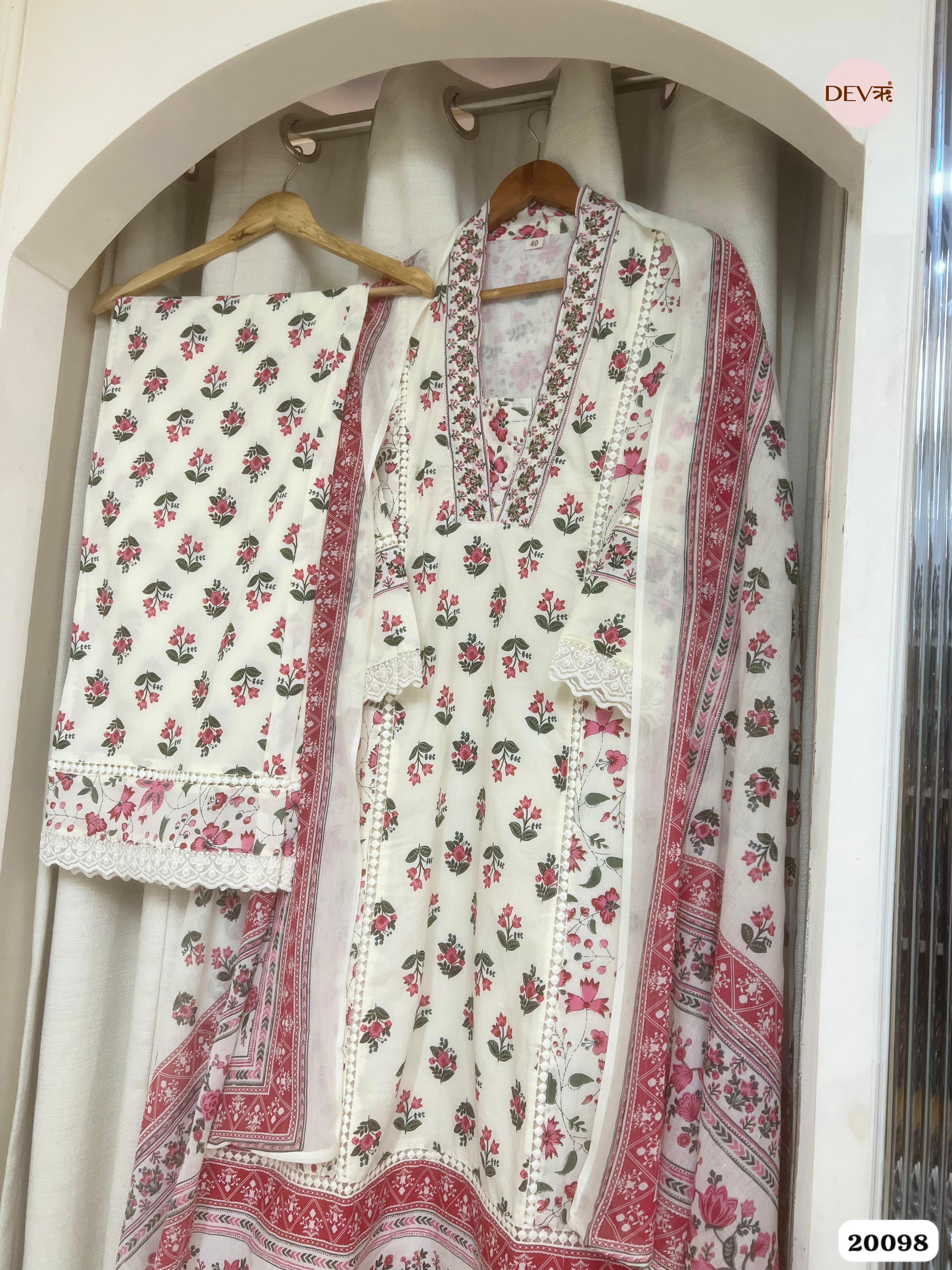 Advika Cotton Printed Ivory 3-Piece Set (Devri – D.No 20098)