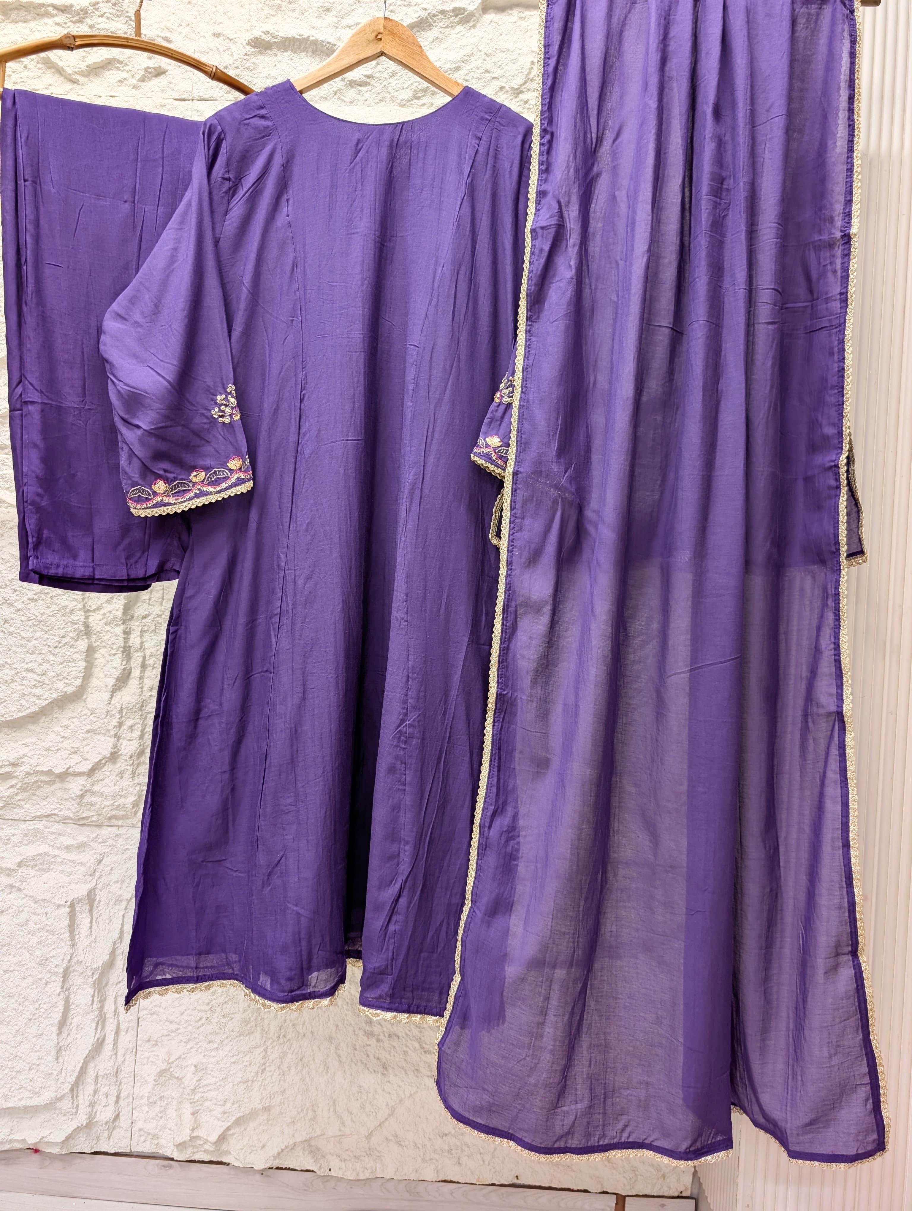 Zarmina Mul Chanderi Embroidered Purple 3-Piece Set (Devri – D.No 13733)