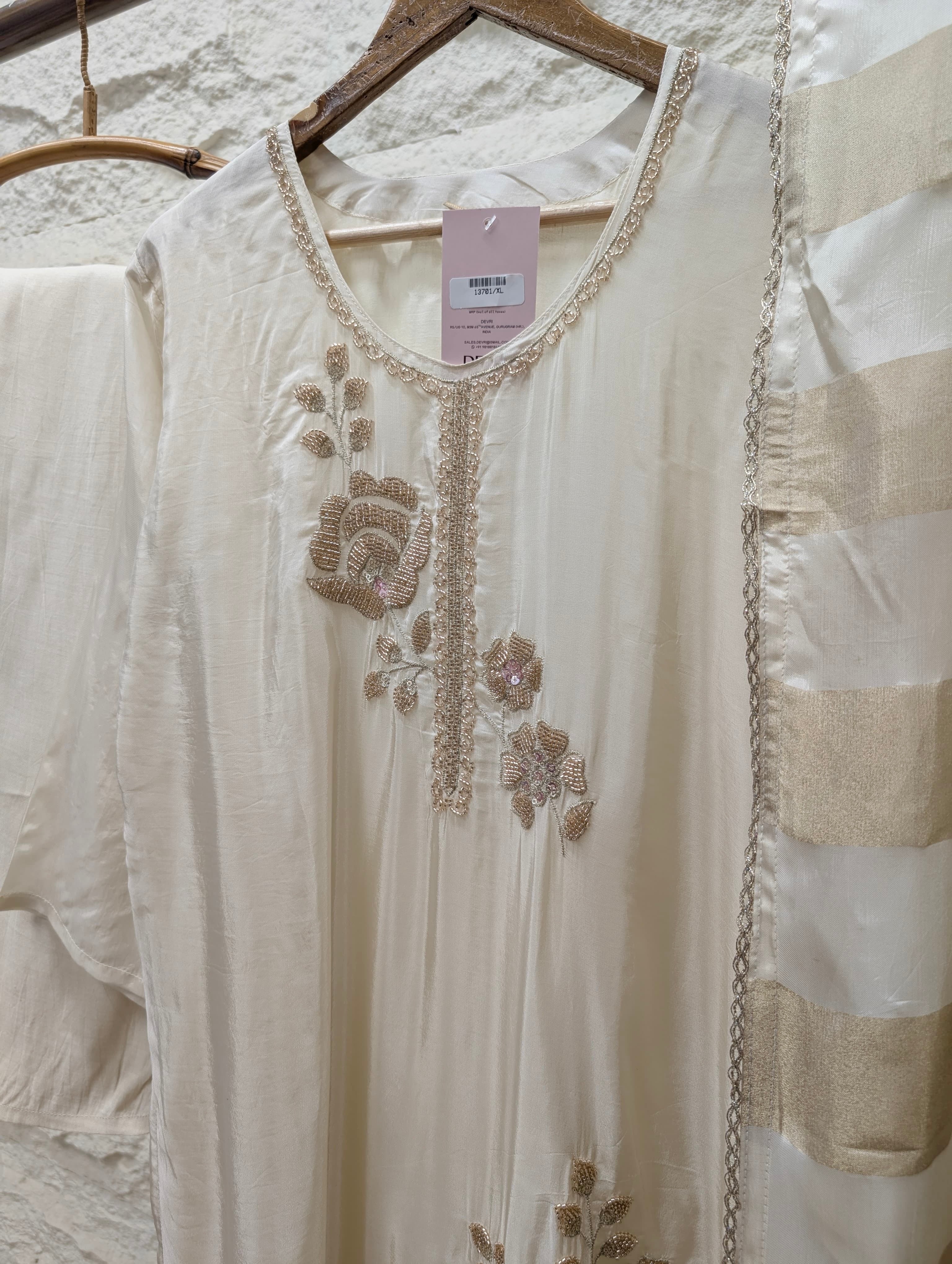 Gulnaar Tissue silk blend Embroidered Ivory 3-Piece Set (Devri – D.No 13701)
