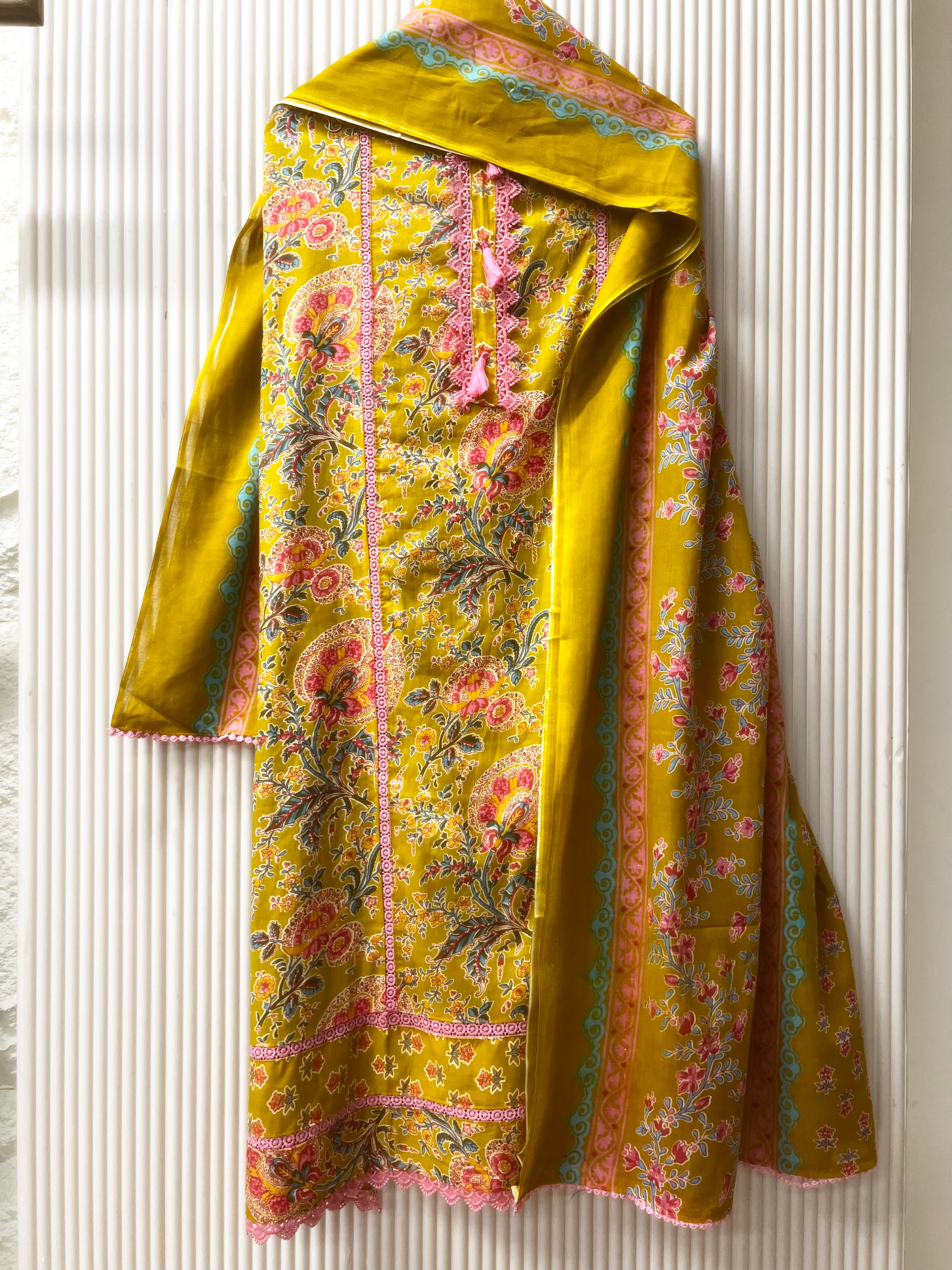 Mustard Pure Cotton Printed Unstitched 3-Piece Suit (Devri – D.No 12553)
