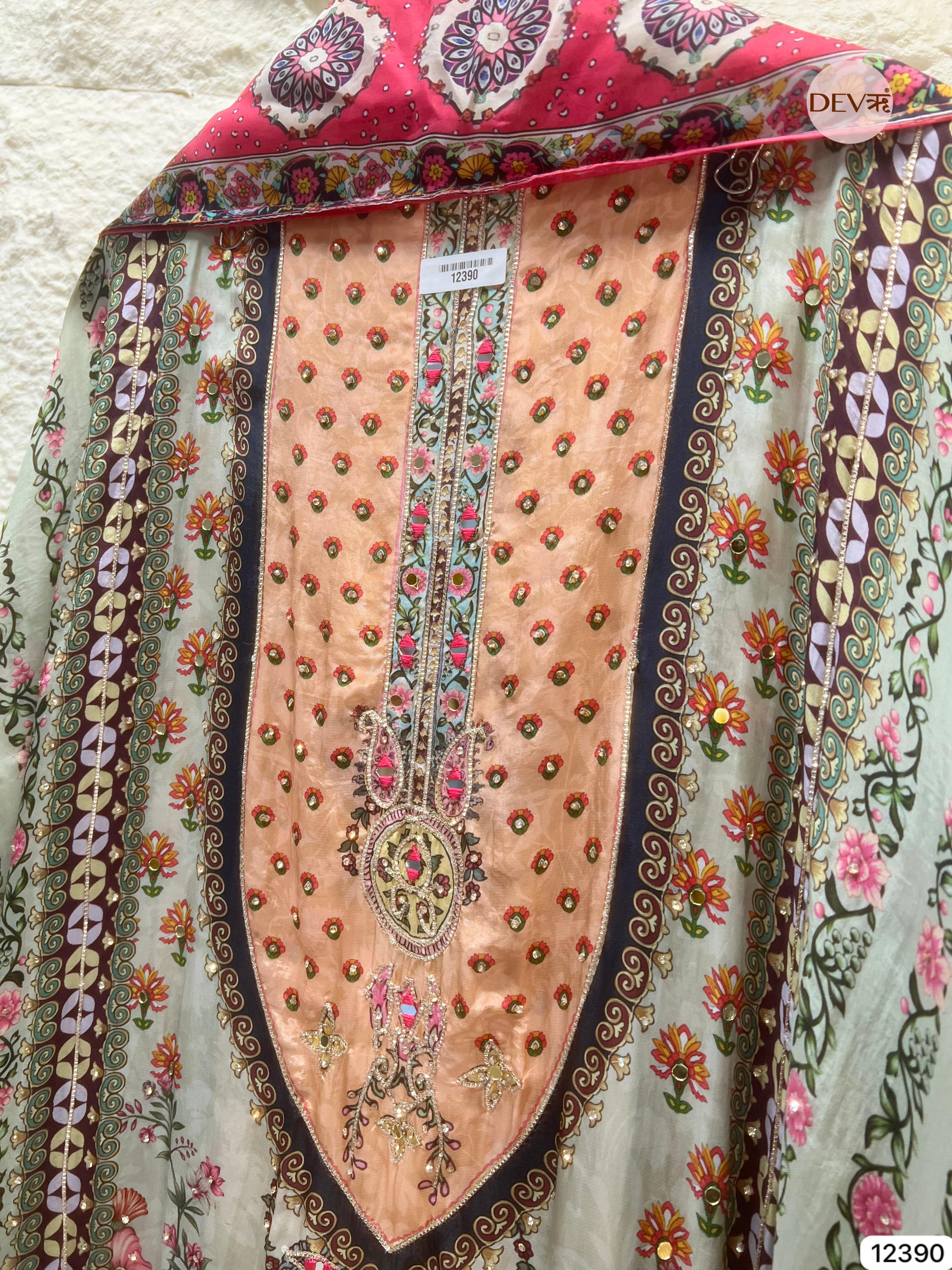 Peach Muslin Printed Unstitched 3-Piece Suit (Devri – D.No 12390)