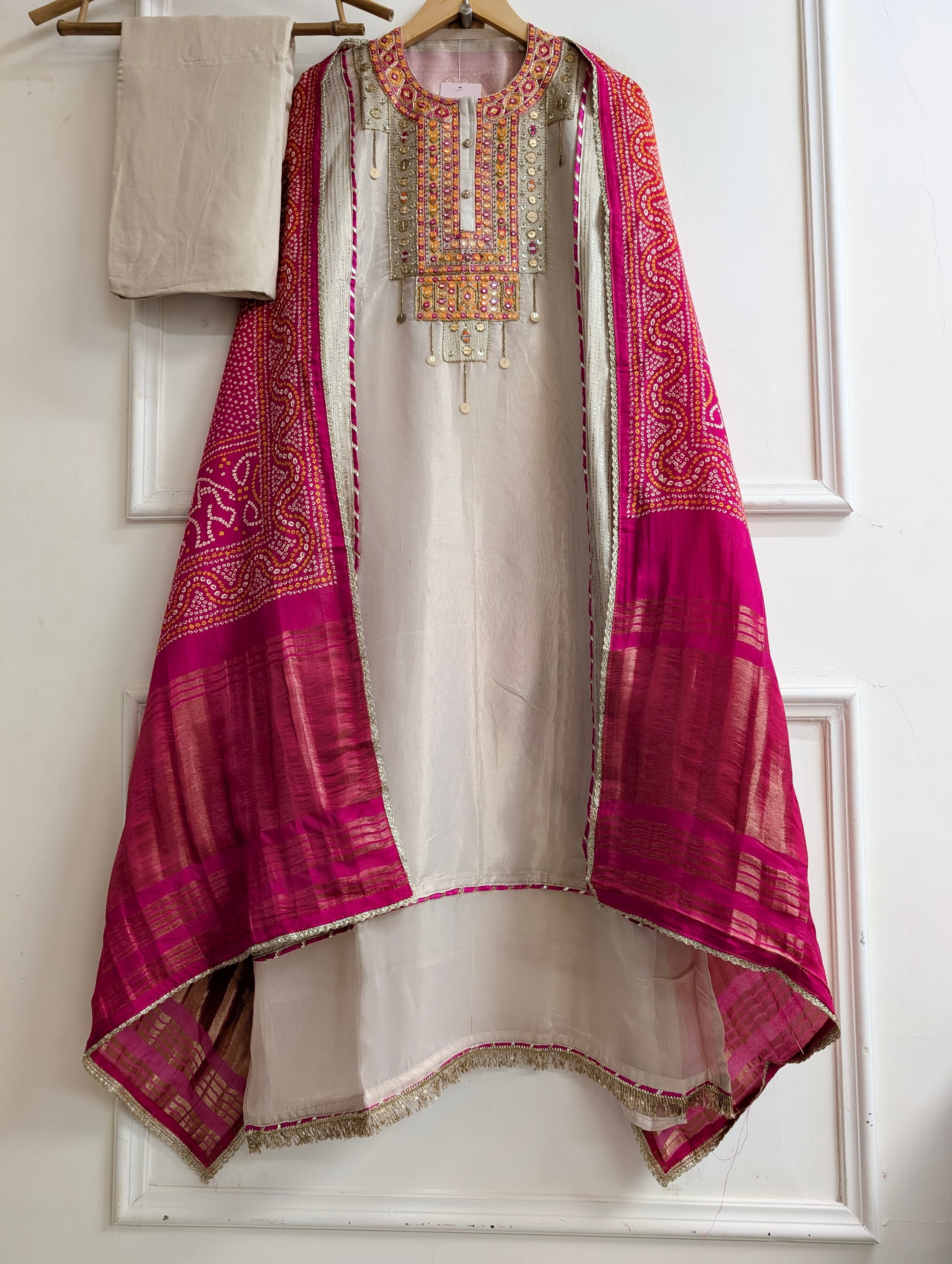 Beige Tissue Silk Hand Unstitched 3-Piece Suit (Devri – D.No 13697)