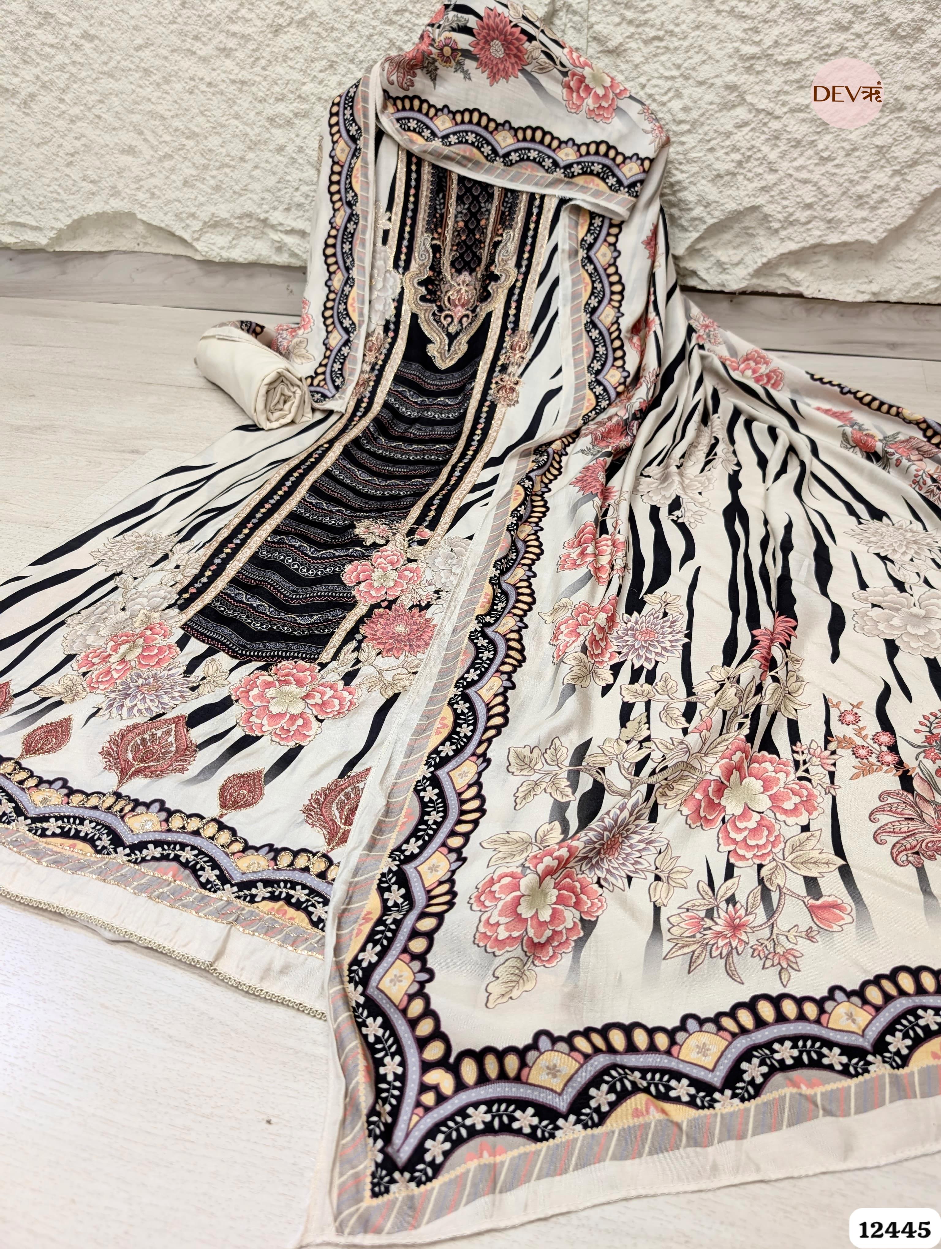Ivory & Black Muslin Printed Unstitched 3-Piece Suit (Devri – D.No 12445)