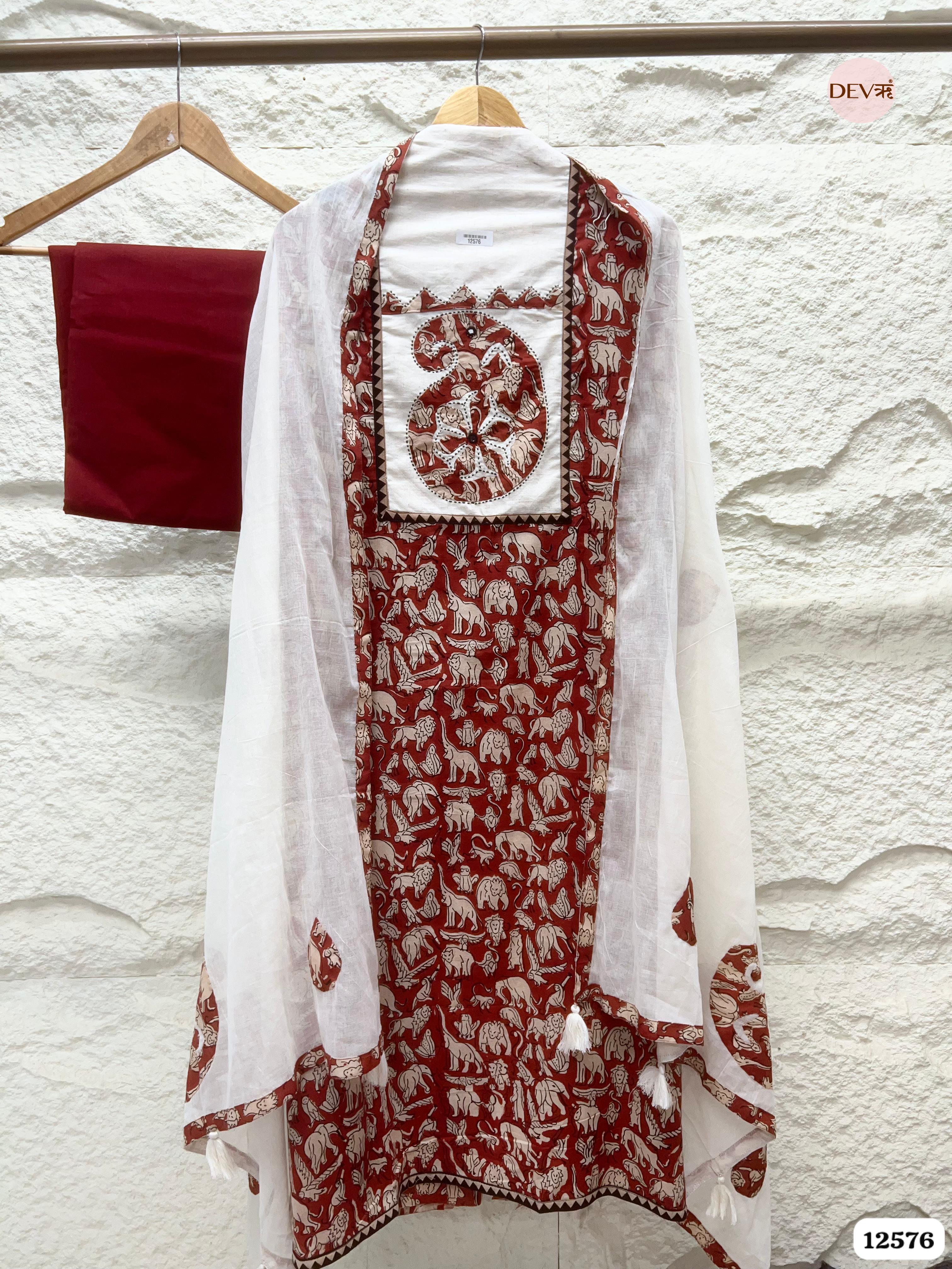 Maroon Cotton Animal Print Unstitched 3-Piece Suit (Devri – D.No 12576)