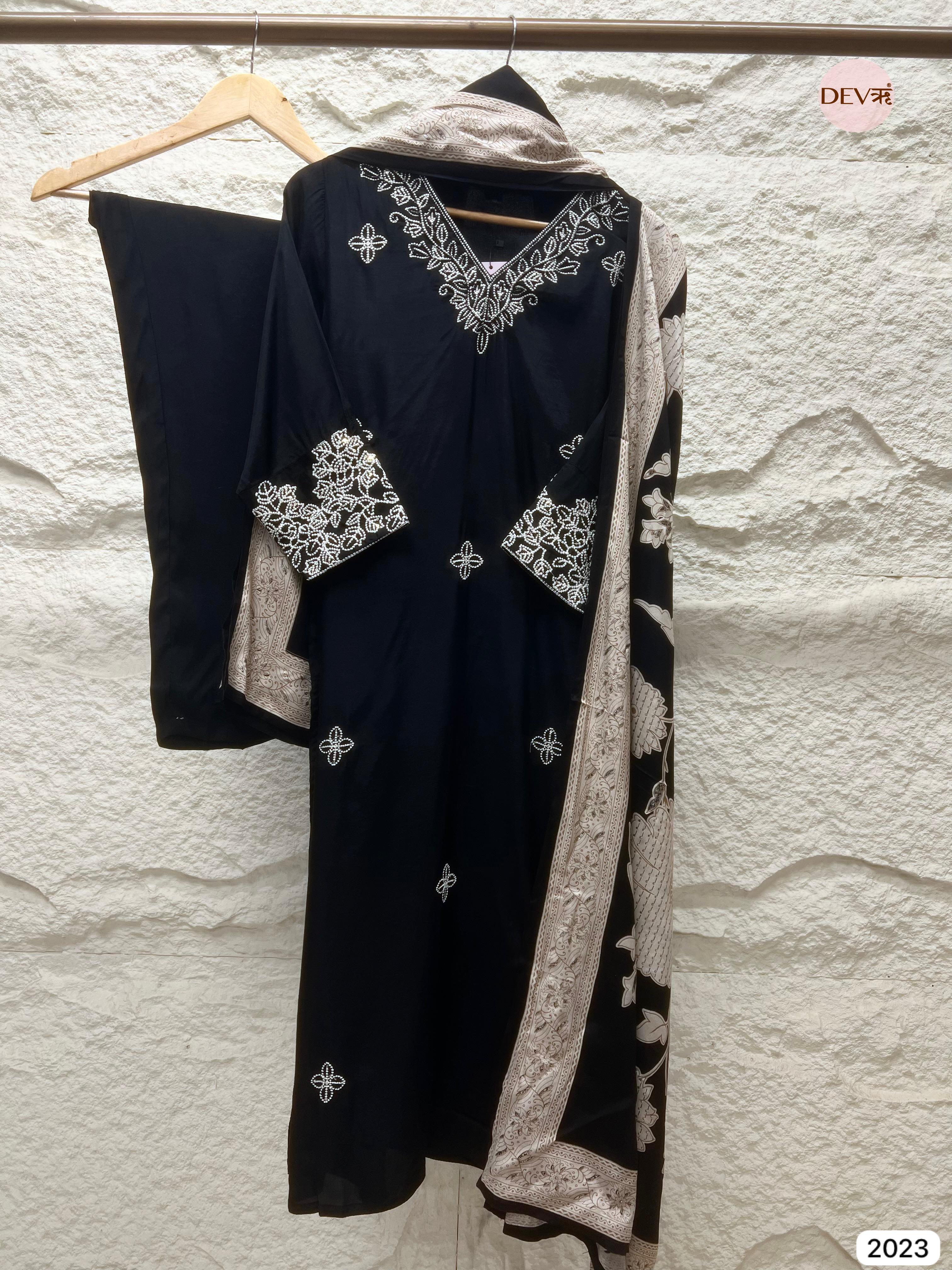 Black Embroidered Muslin 3-Piece Set - {2023}