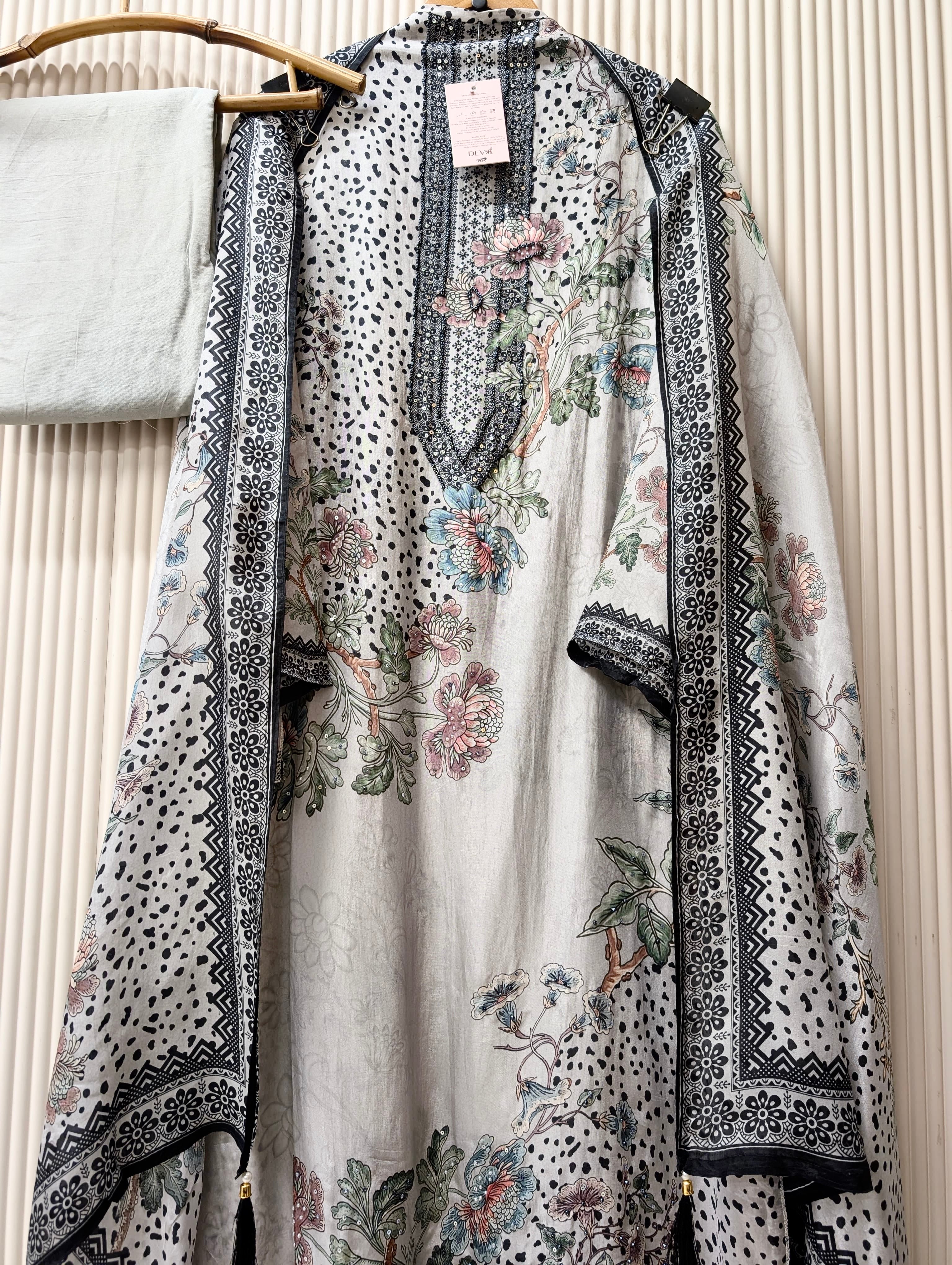 Grey Muslin Blend Printed Unstitched 3-Piece Suit (Devri – D.No 13742)